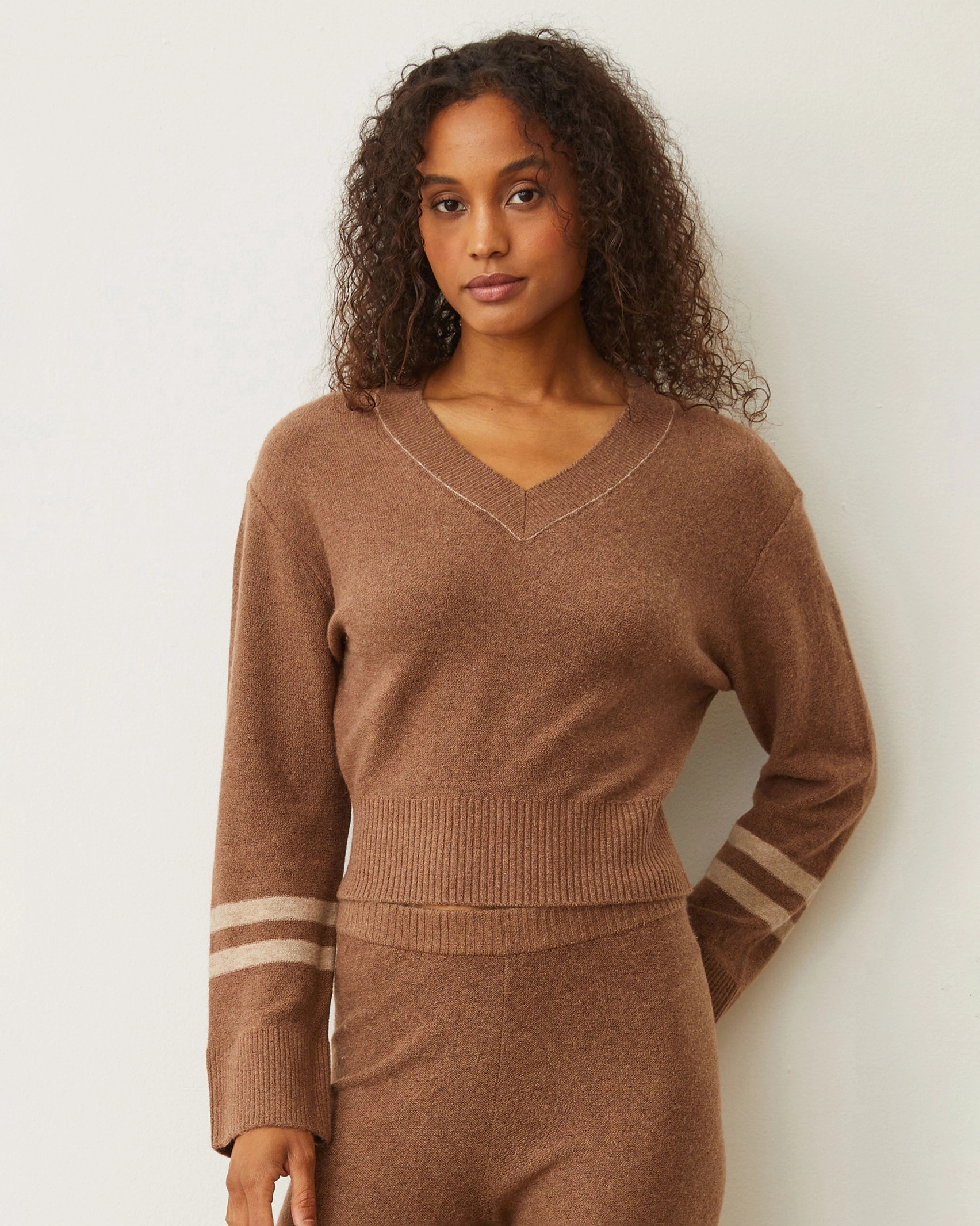 Plush Stripe Sweater Ergonomic Shoulder Shape