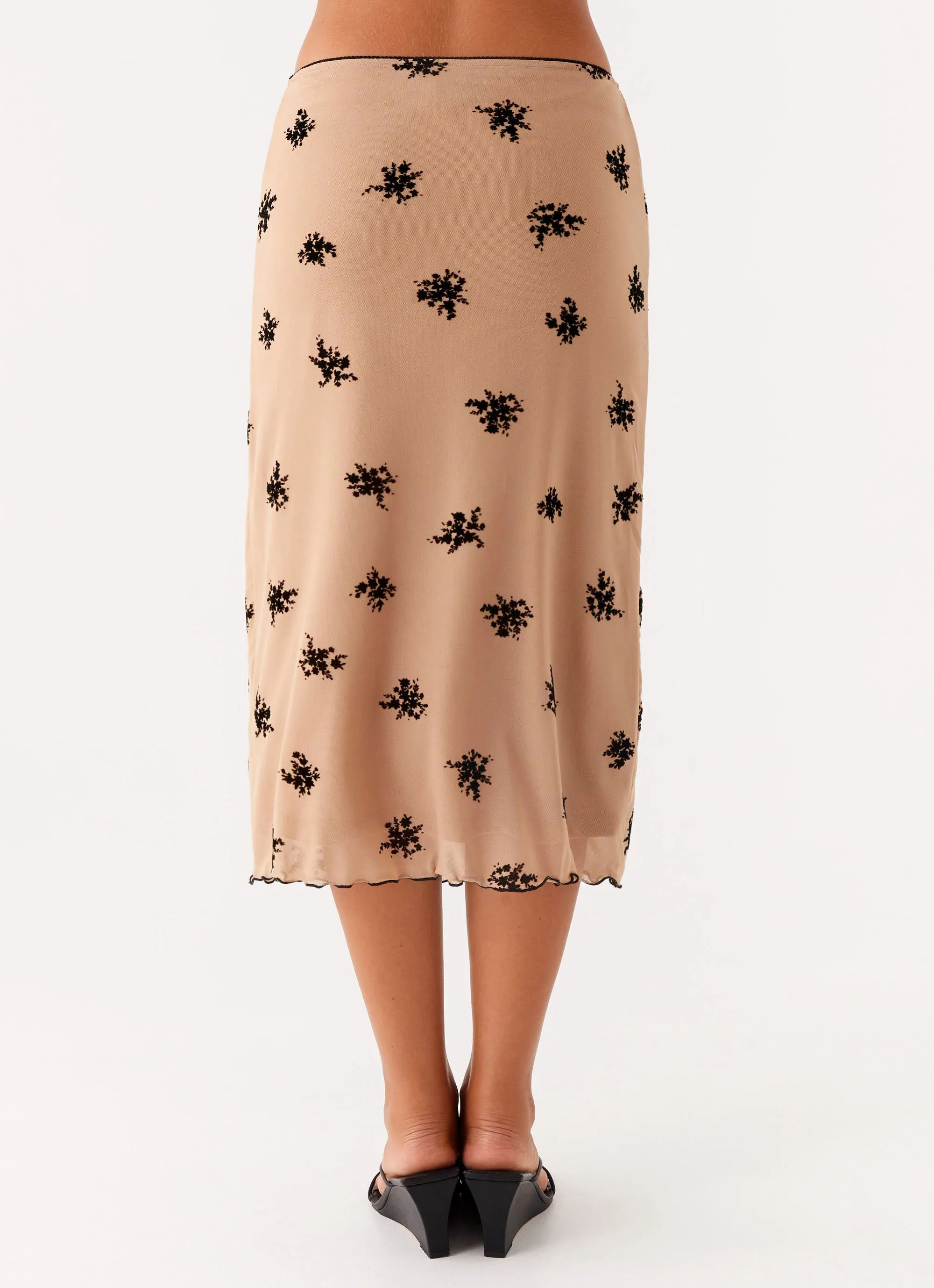 Rocca Midi Skirt - Nude Sleek Waist FlexibleKnees