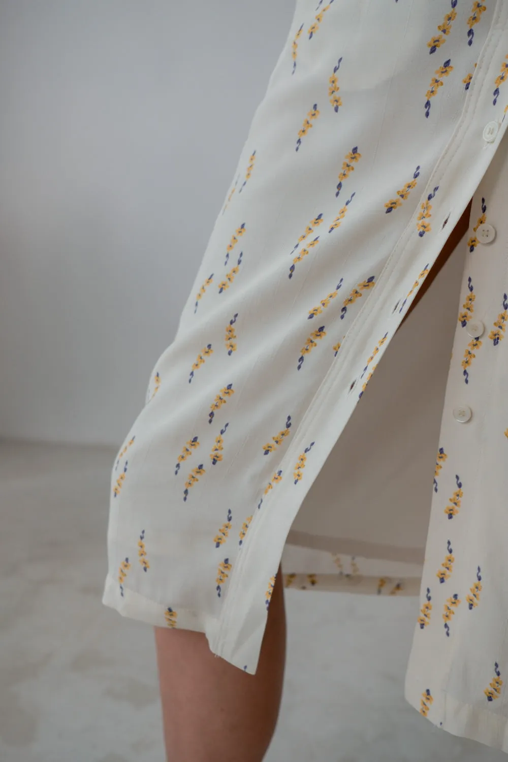 PREMIUM OAT BUTTON PENCIL SKIRT *LAST ONE*