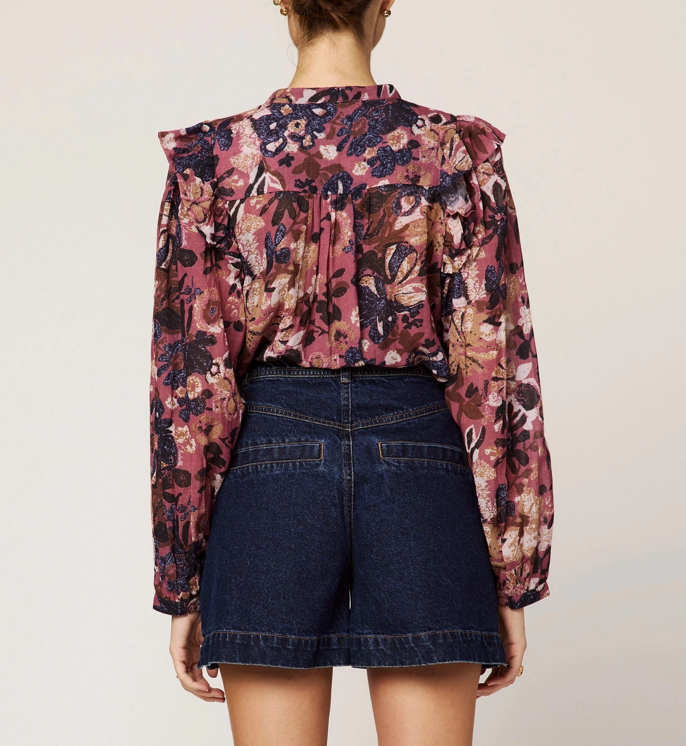 MultiPocket Non Slip Shoulder Seams Priya Blouse | Bergamo