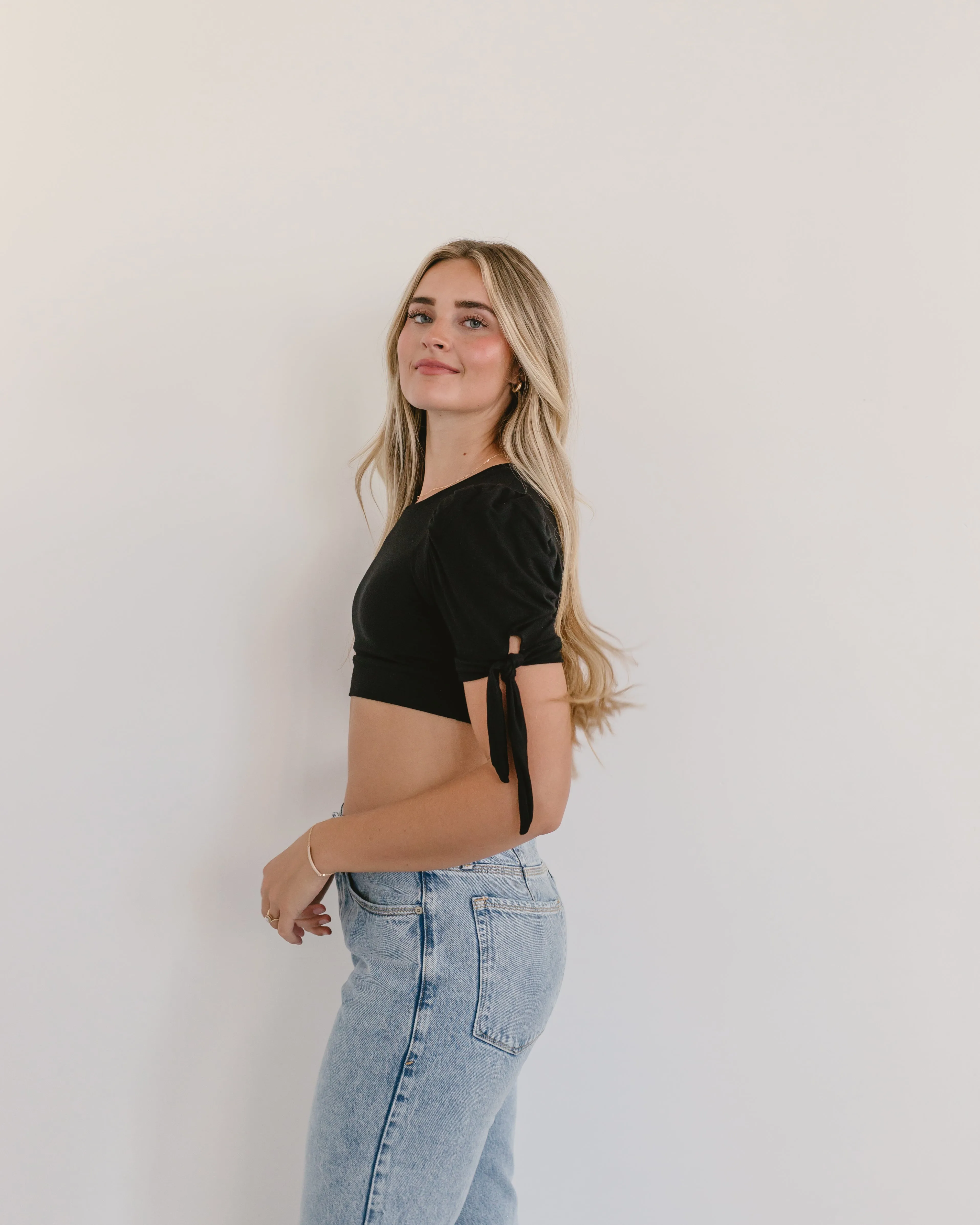 Puff Sleeve Halftee with Tie Detail