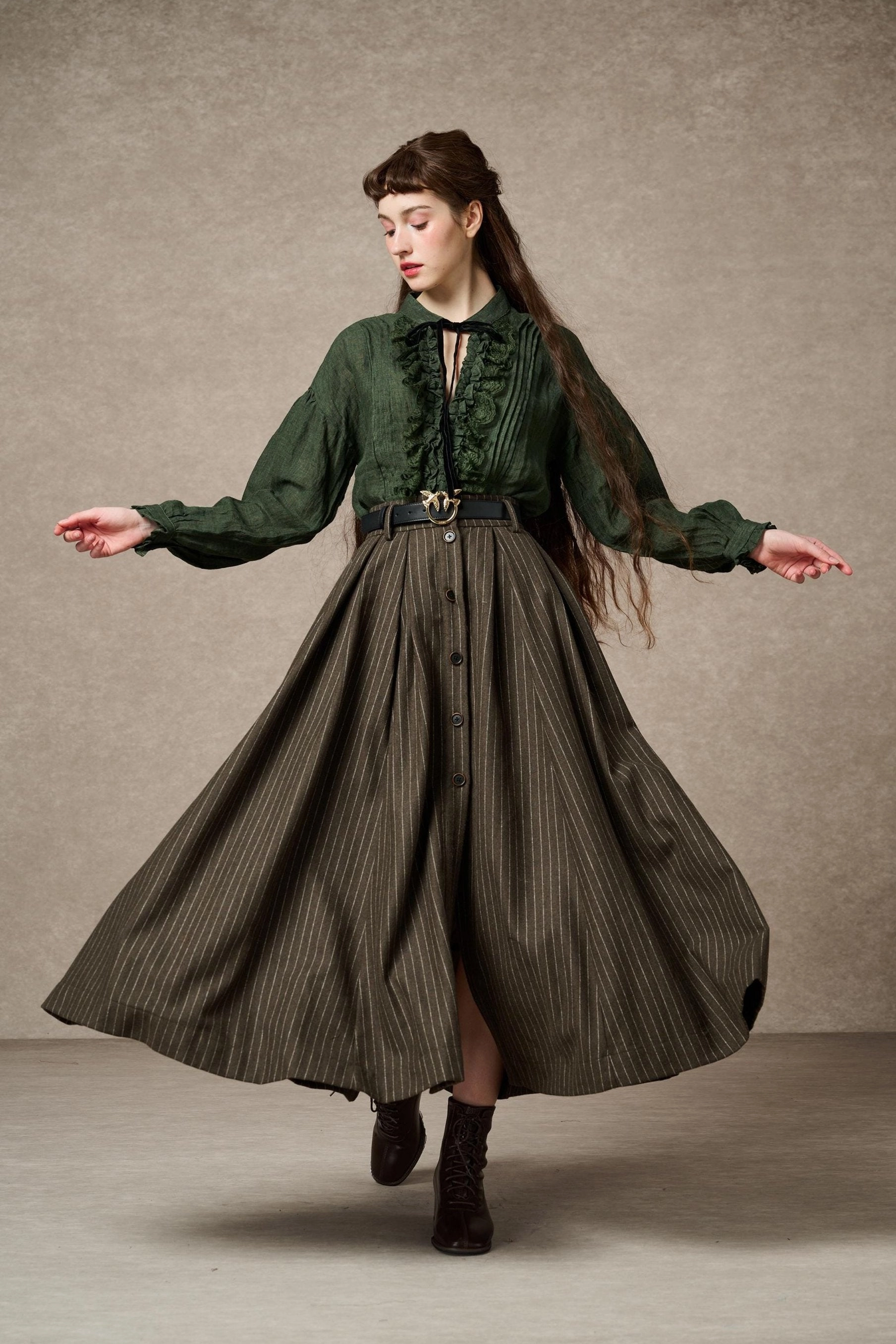 Clean Minimal Look Low Profile Logoing Santal 3 | Striped Wool Skirt