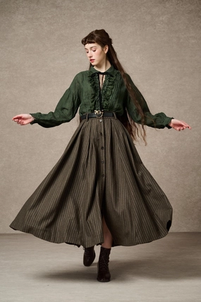 Pure Luxe Santal 3 | Striped Wool Skirt Santal 3 | Striped Wool Skirt Noise Reducing Hardware Sporty Layers