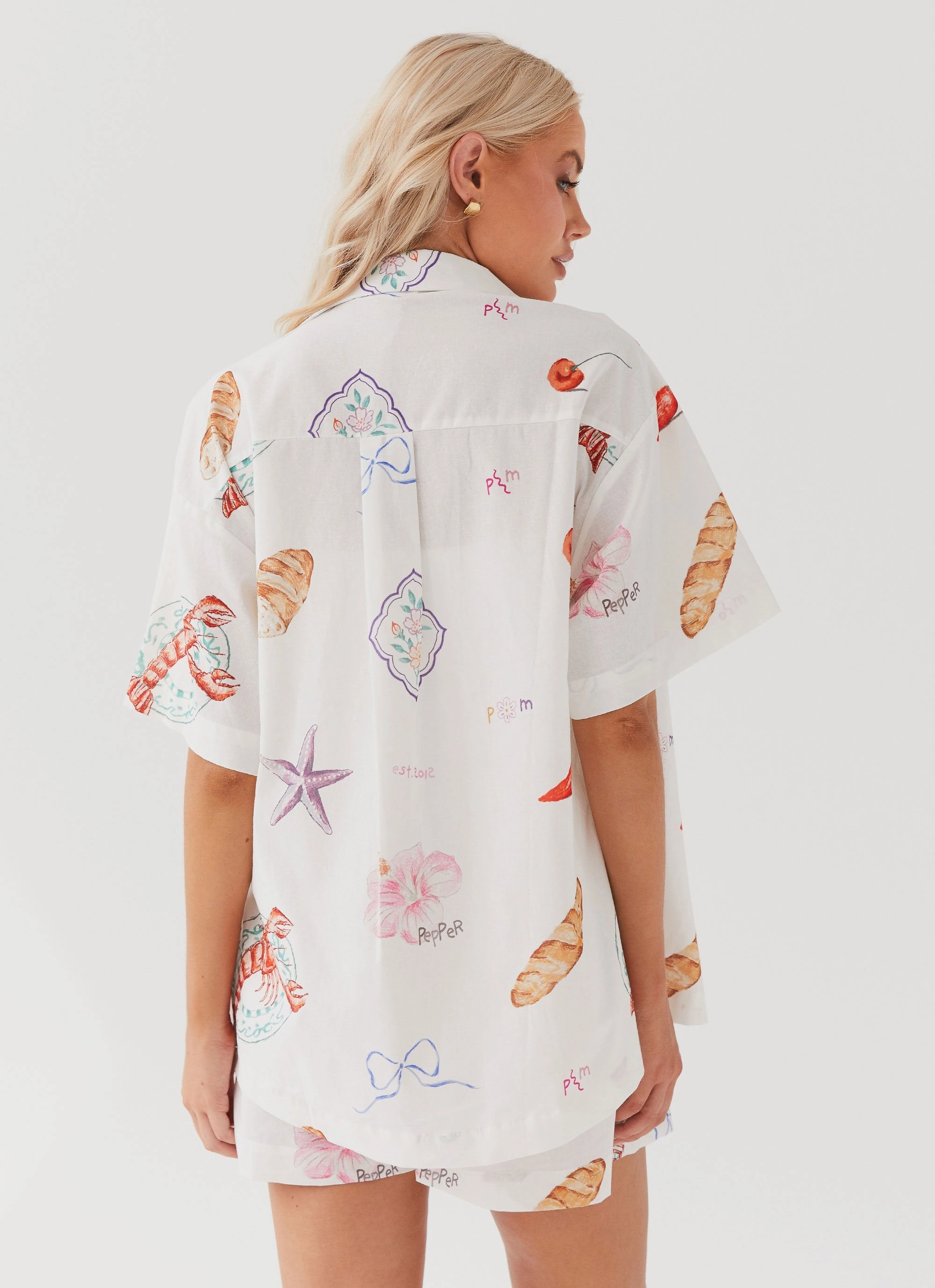 HighNeckline Sweet Relief Oversized Linen Shirt - Banchetto
