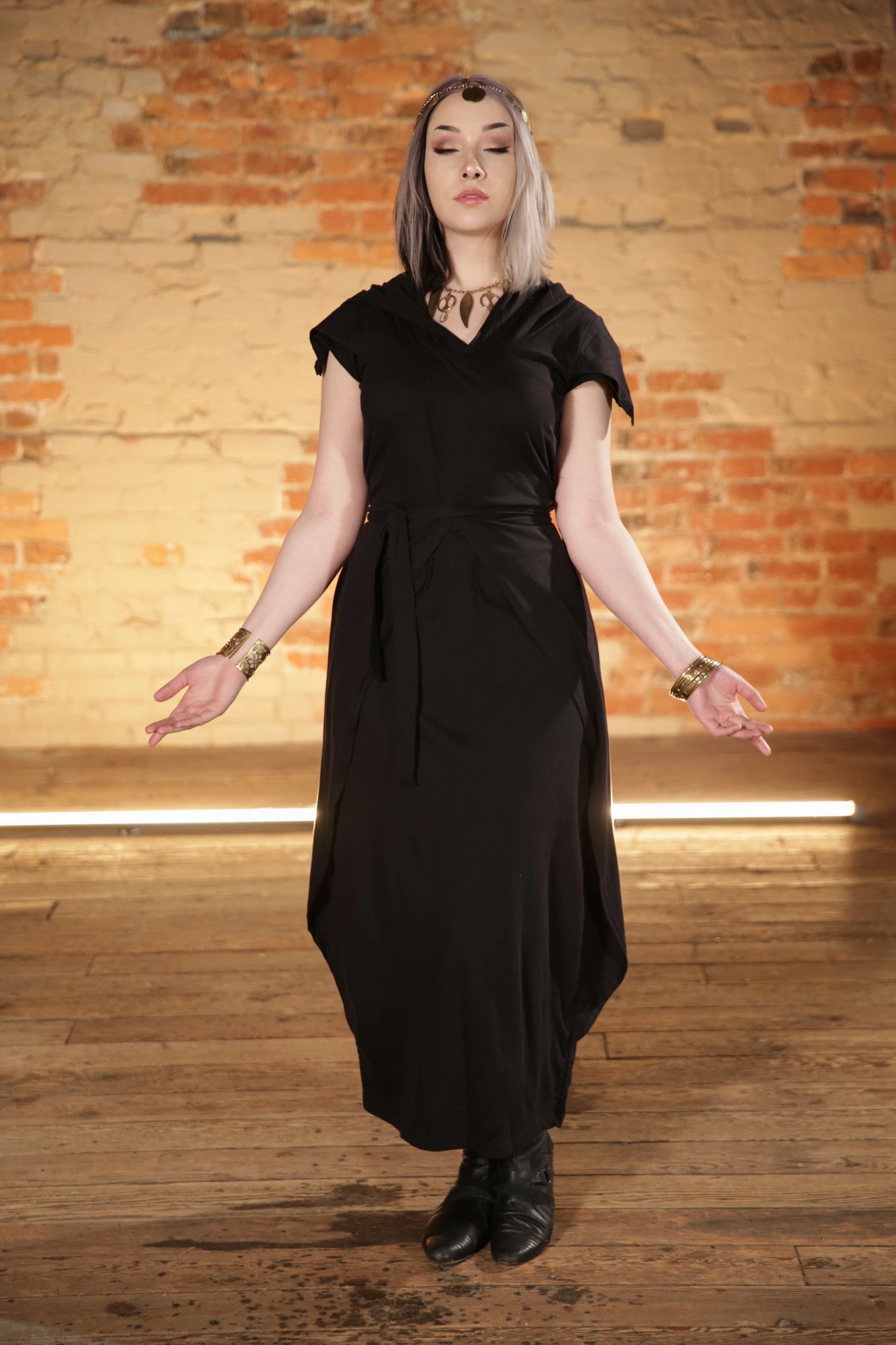 Transitional-Wear Modern Layering Rebel Witch