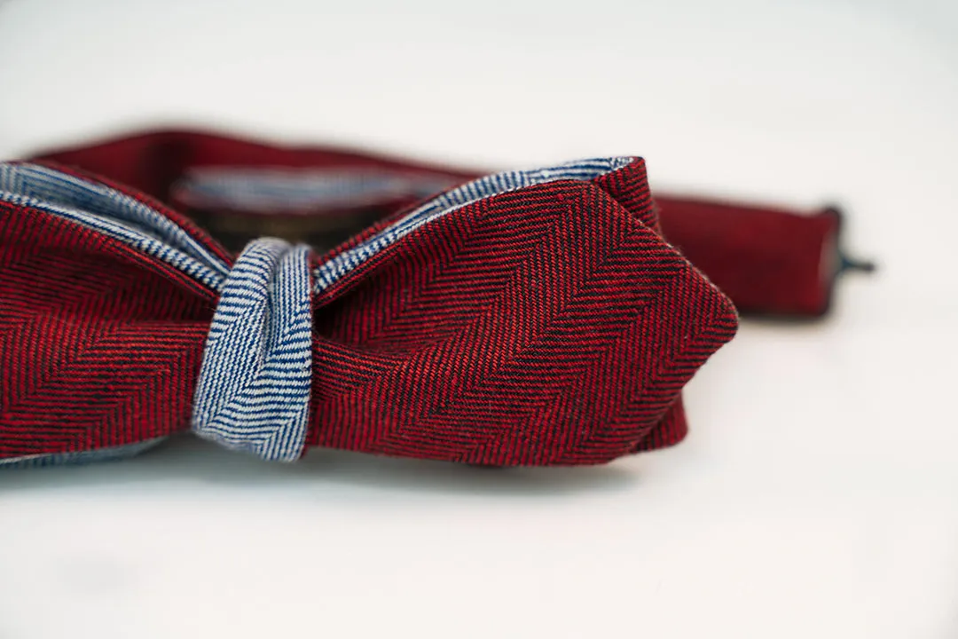 Red & Blue Reversible Linen Herringbone Bow Tie Slim Diamond Tip
