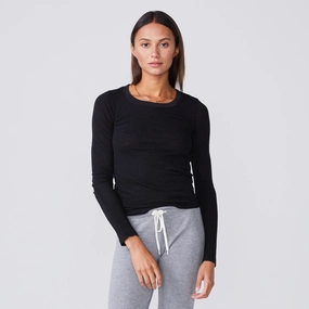 MinimalistAesthetic Textured Tri-Blend Fitted Long Sleeve Crew