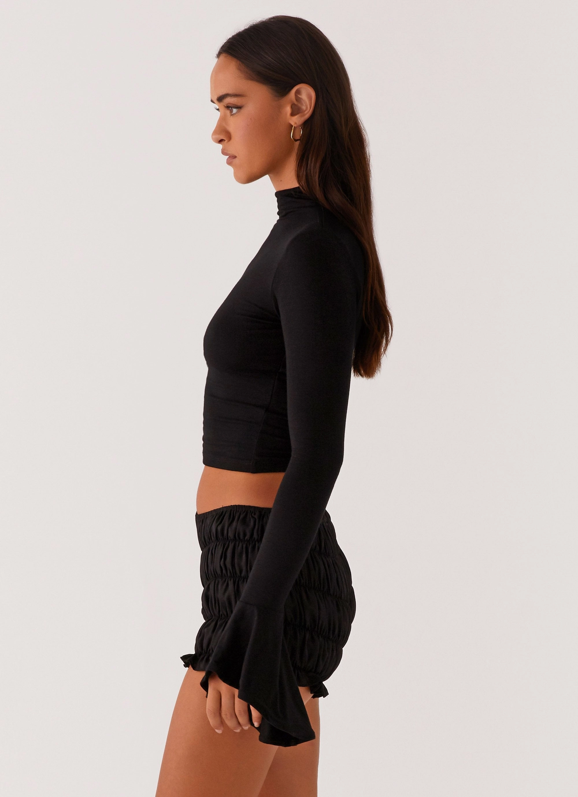 BreathableBackVents Reggie Long Sleeve Top - Black