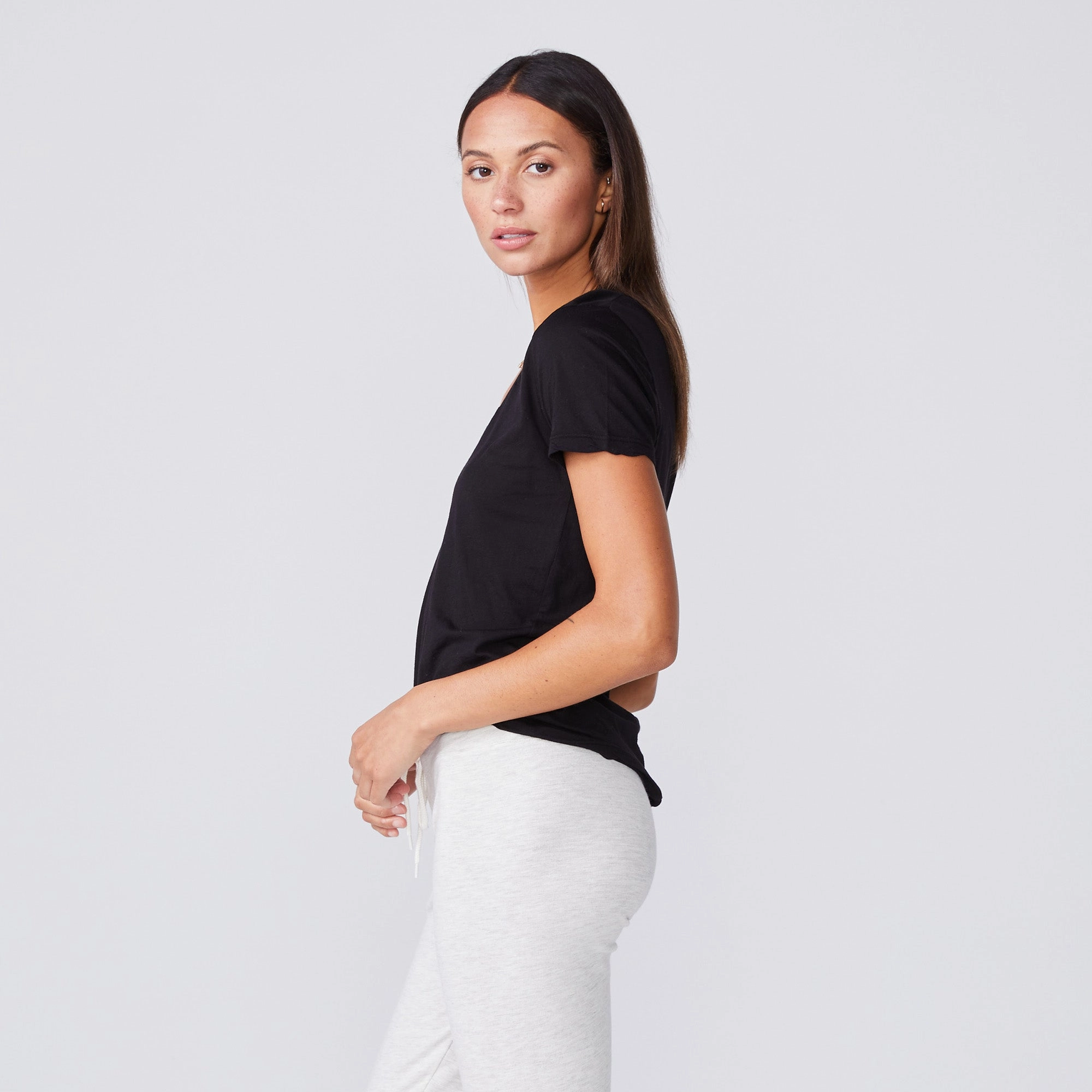 Tissue Fitted V Neck Tee OdorResistant