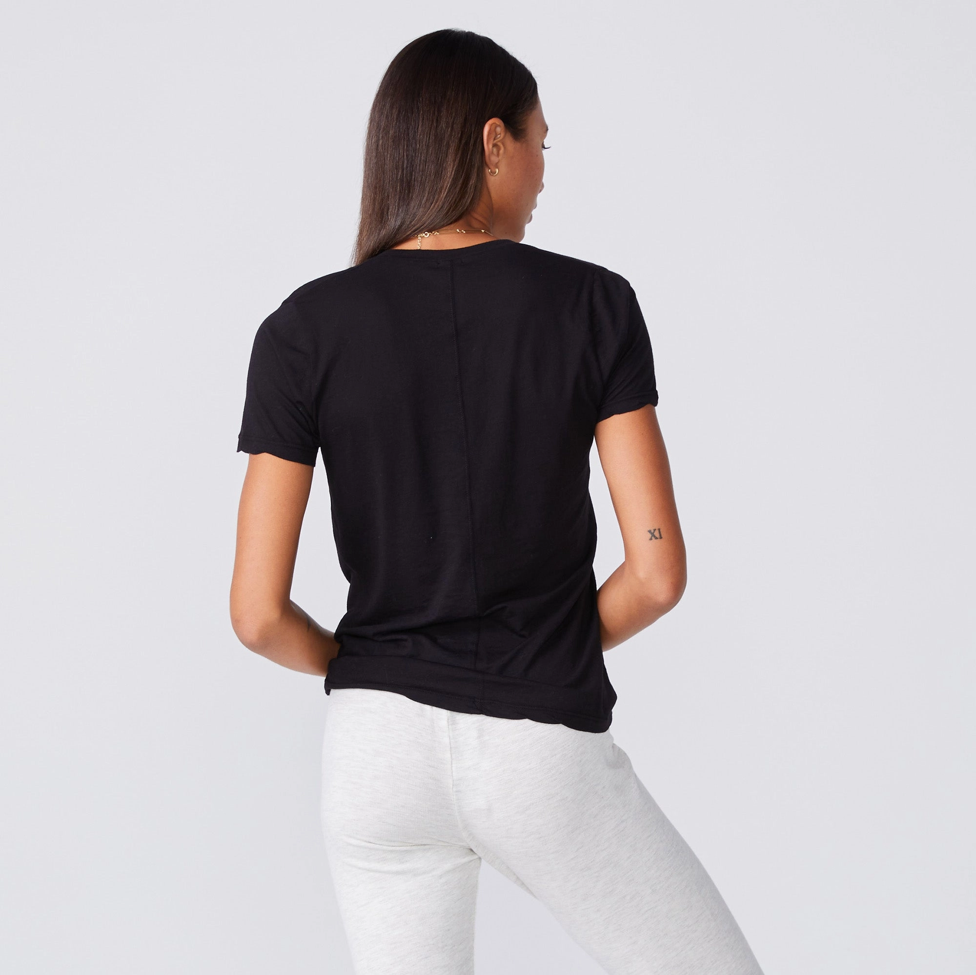 Tissue Fitted V Neck Tee Ergonomic Shoulder Cut