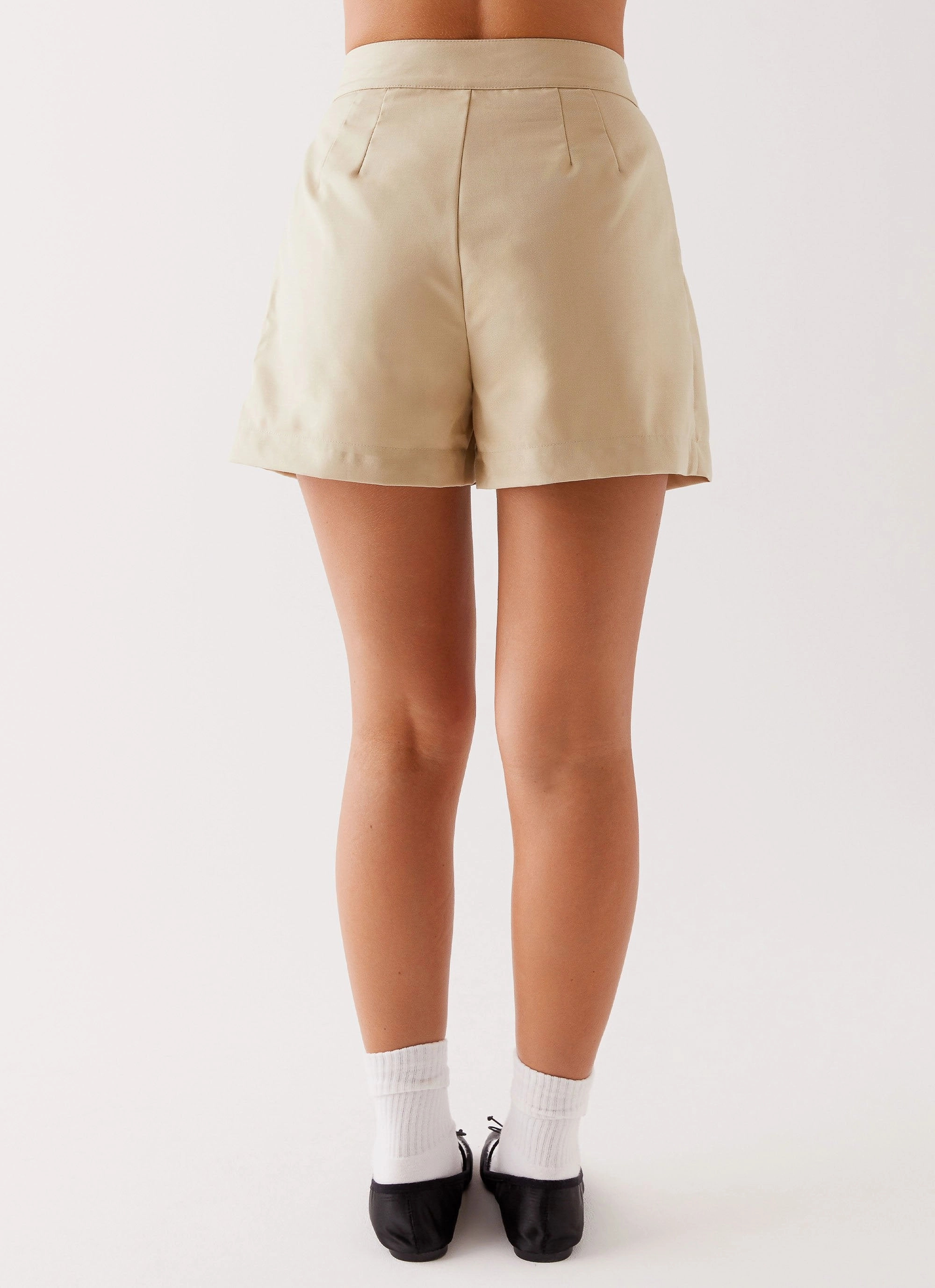 Siena Style Tailored Shorts - Beige Fresh Fit