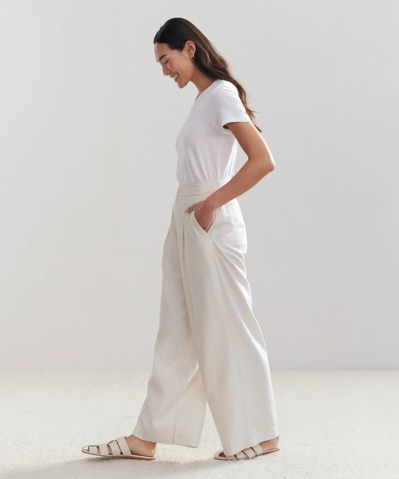 Performance Wear Relaxed Trouser