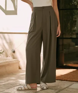 Relaxed Trouser Lightweight Compression Fit Relaxed Trouser Sporty Style