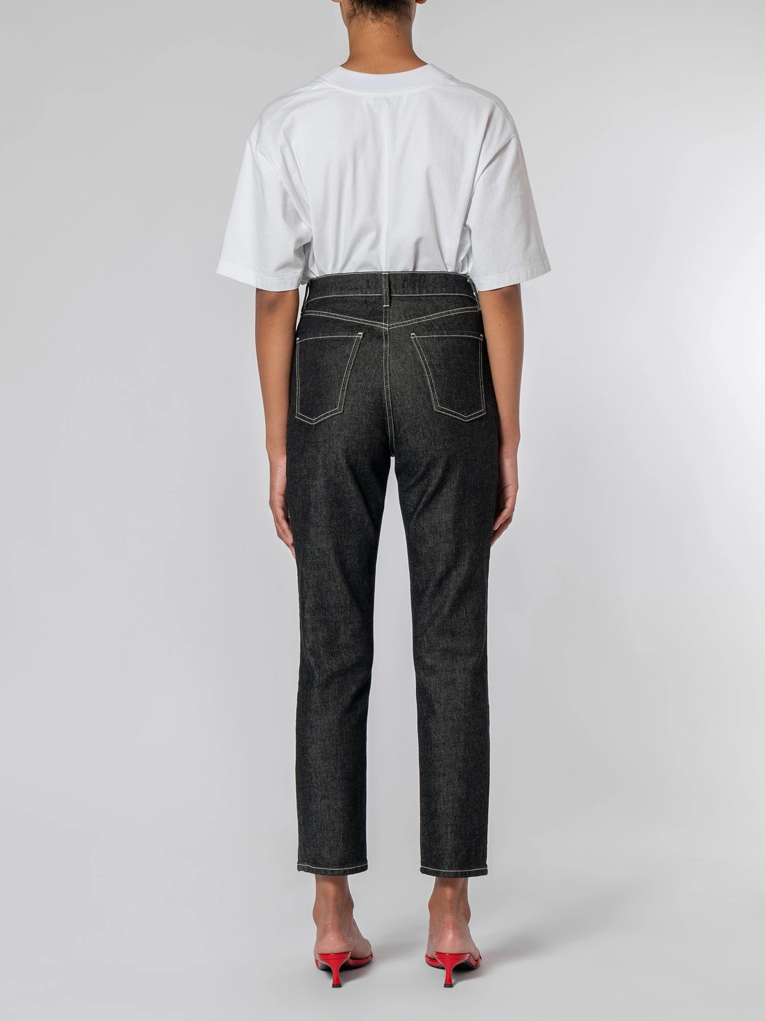 Frankie Jean Tar Casual Vibe