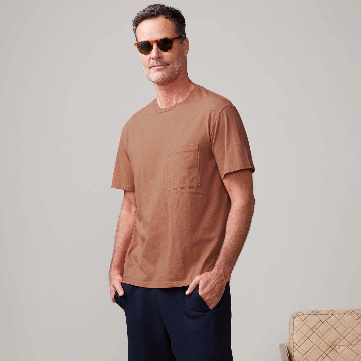 Wrinkle Free Texture Relaxed Pocket Crew
