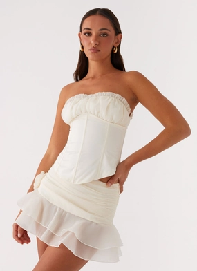 Reversible Fabric Call Me Never Tiered Mini Skirt - Ivory Call Me Never Tiered Mini Skirt - Ivory Modern Design Artisanal Craft