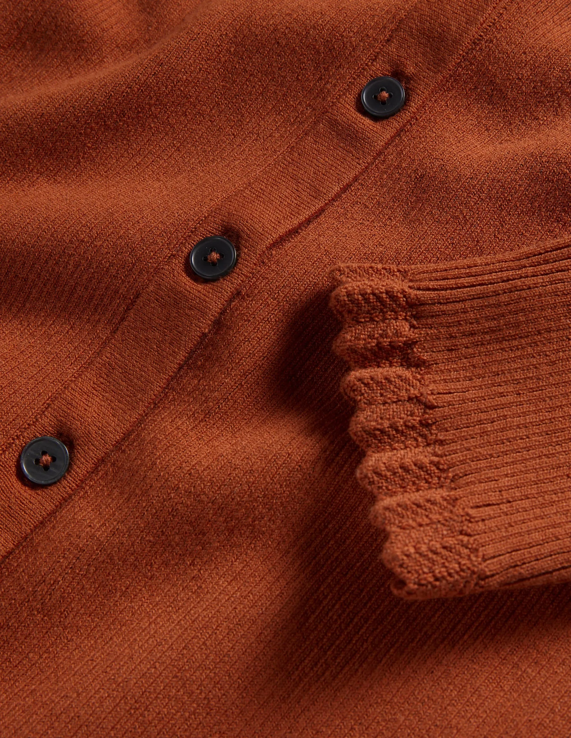 Ribbed Sweetheart Cardigan-Rust