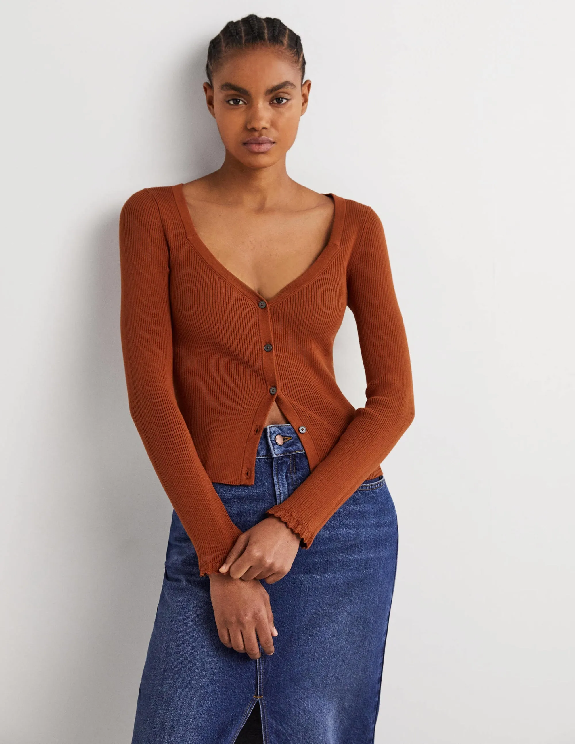Ribbed Sweetheart Cardigan-Rust