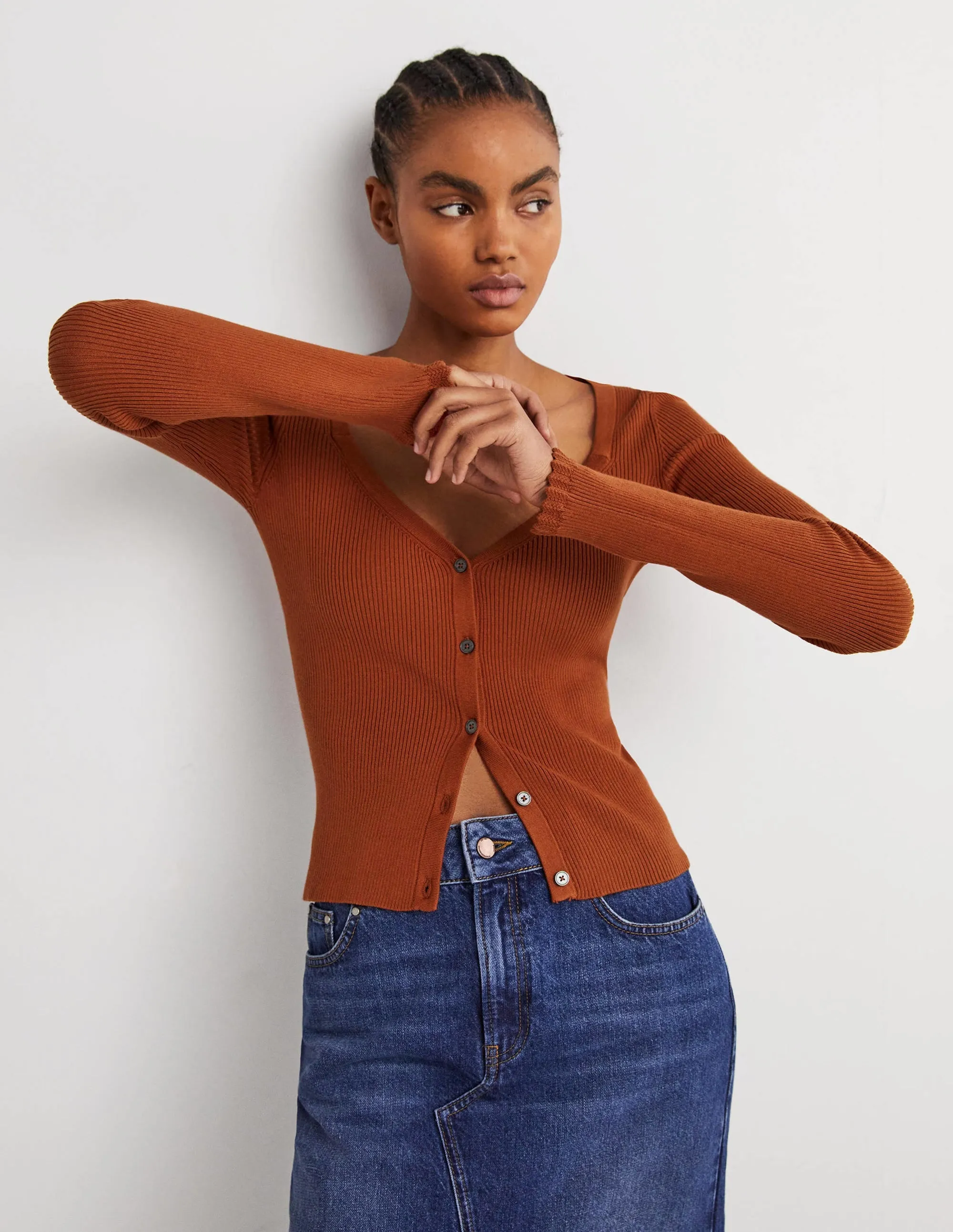Ribbed Sweetheart Cardigan-Rust