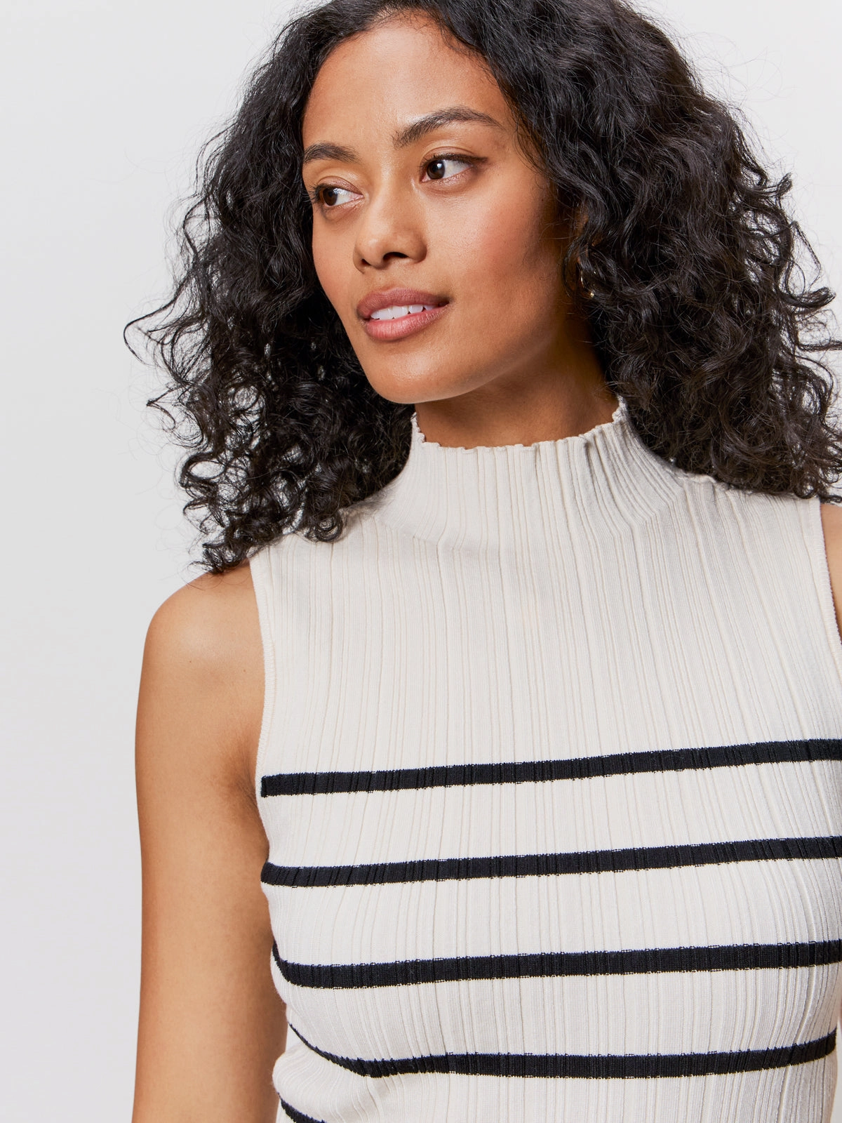 Ribbed Funnel Neck Top Light Oat/Black Stretch Recovery Yarn