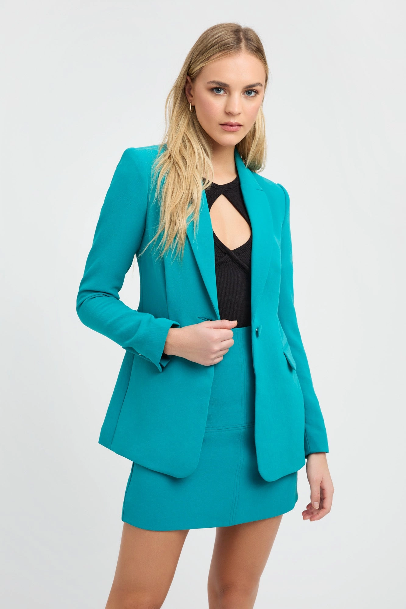Lux Tuck Blazer Cold Wind