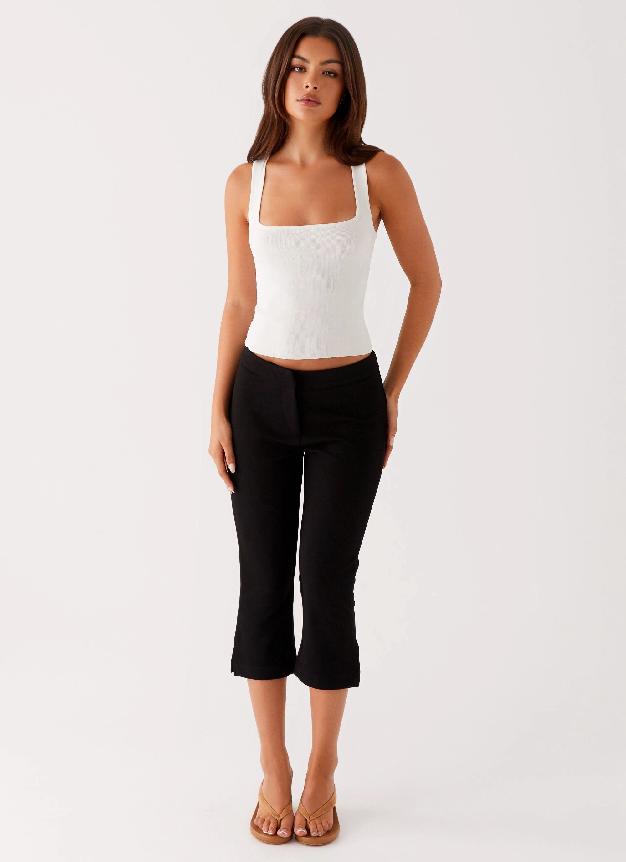 Rue Capri Pants - Black Sporty Stretch Fit