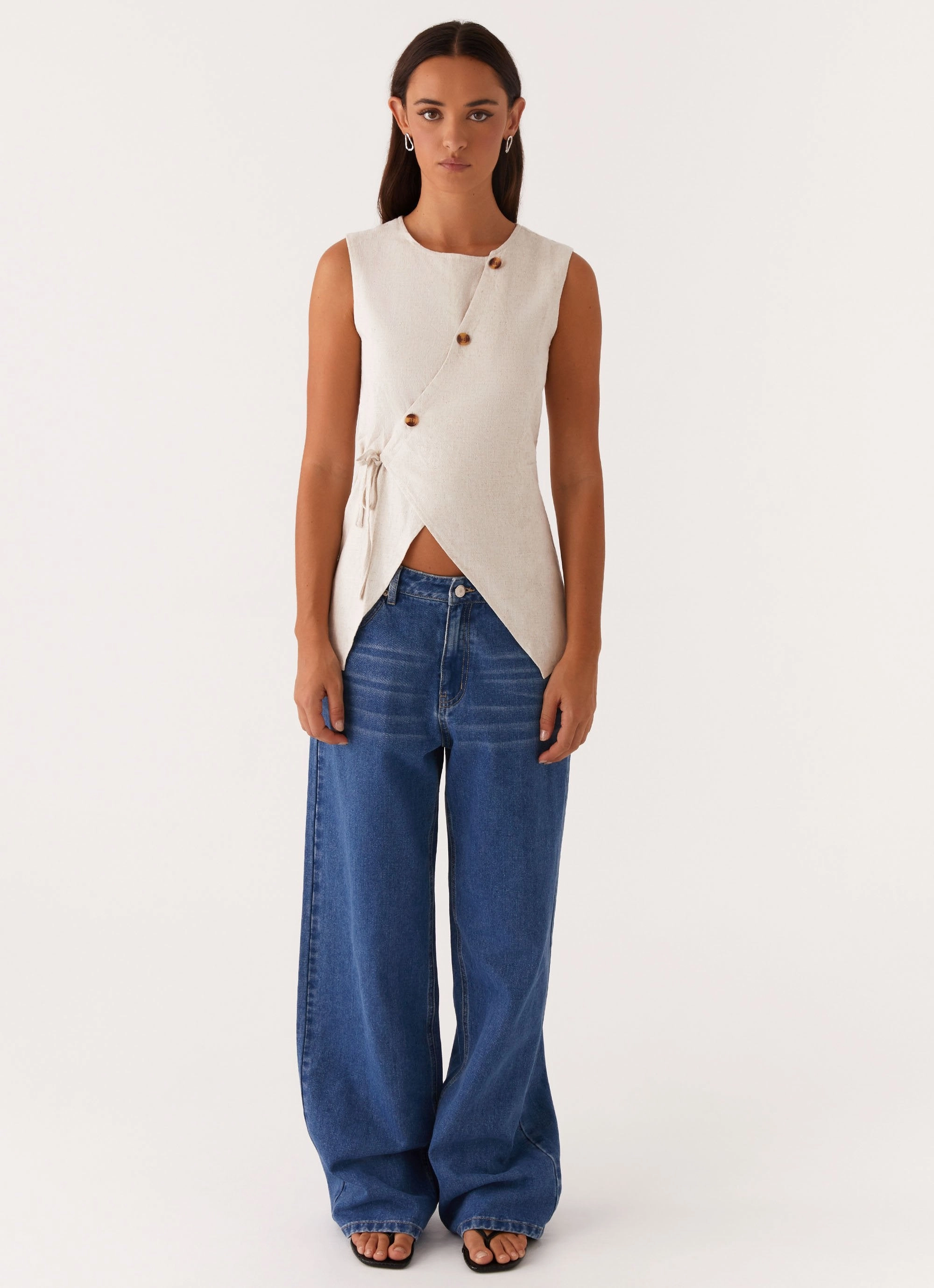 Runaway Button Tie Vest - Oatmeal Printed T-shirt