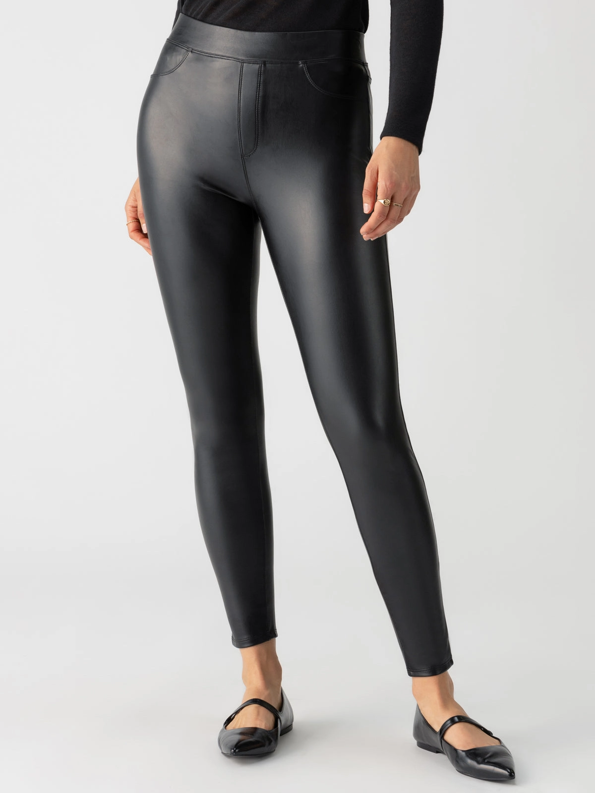 Comfy Look Move Friendly Runway Semi High Rise Legging Slick Black