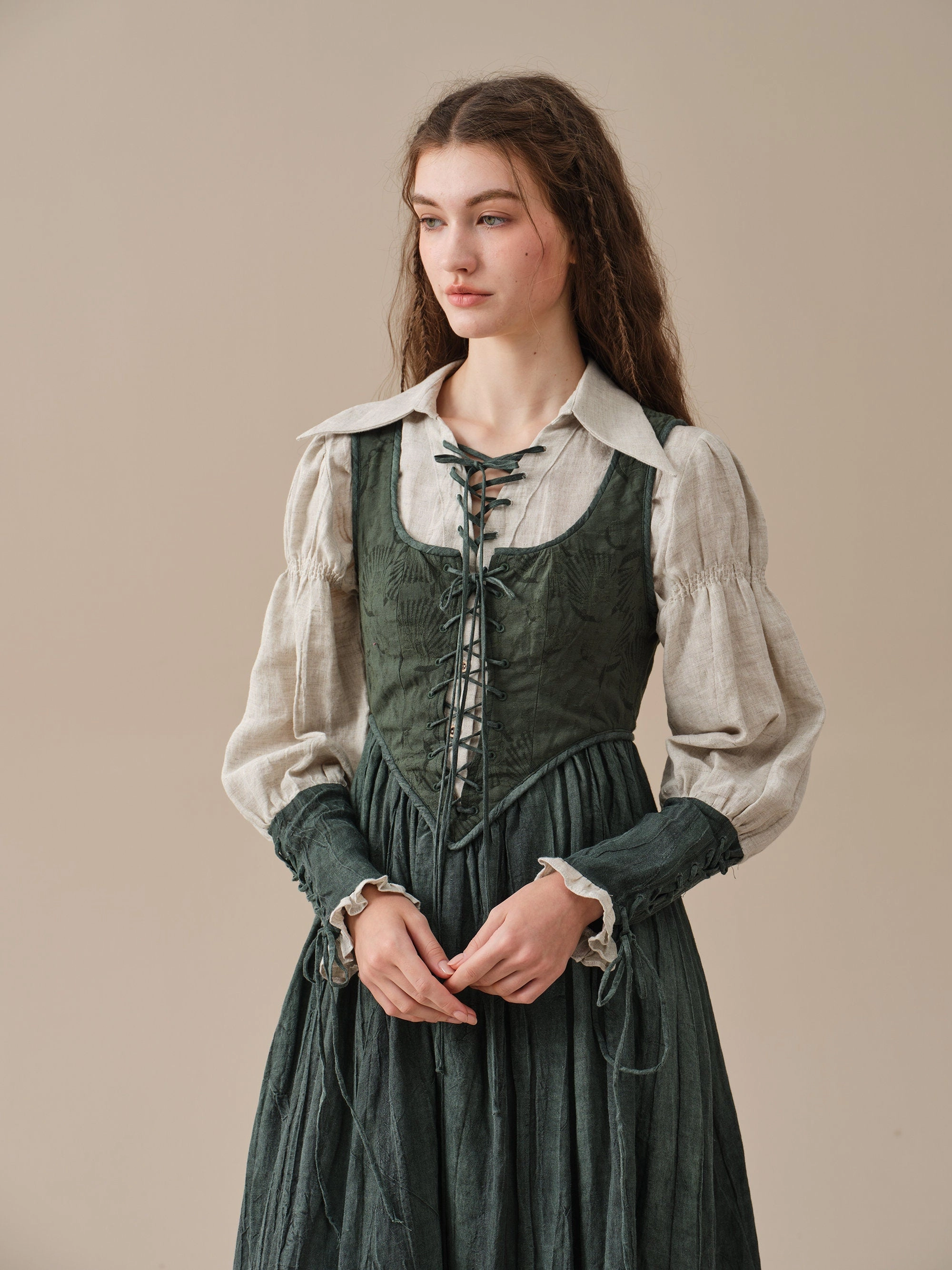 Noise Reduciting Fabric SARAH 17 | LACE-UP LINEN SHIRT