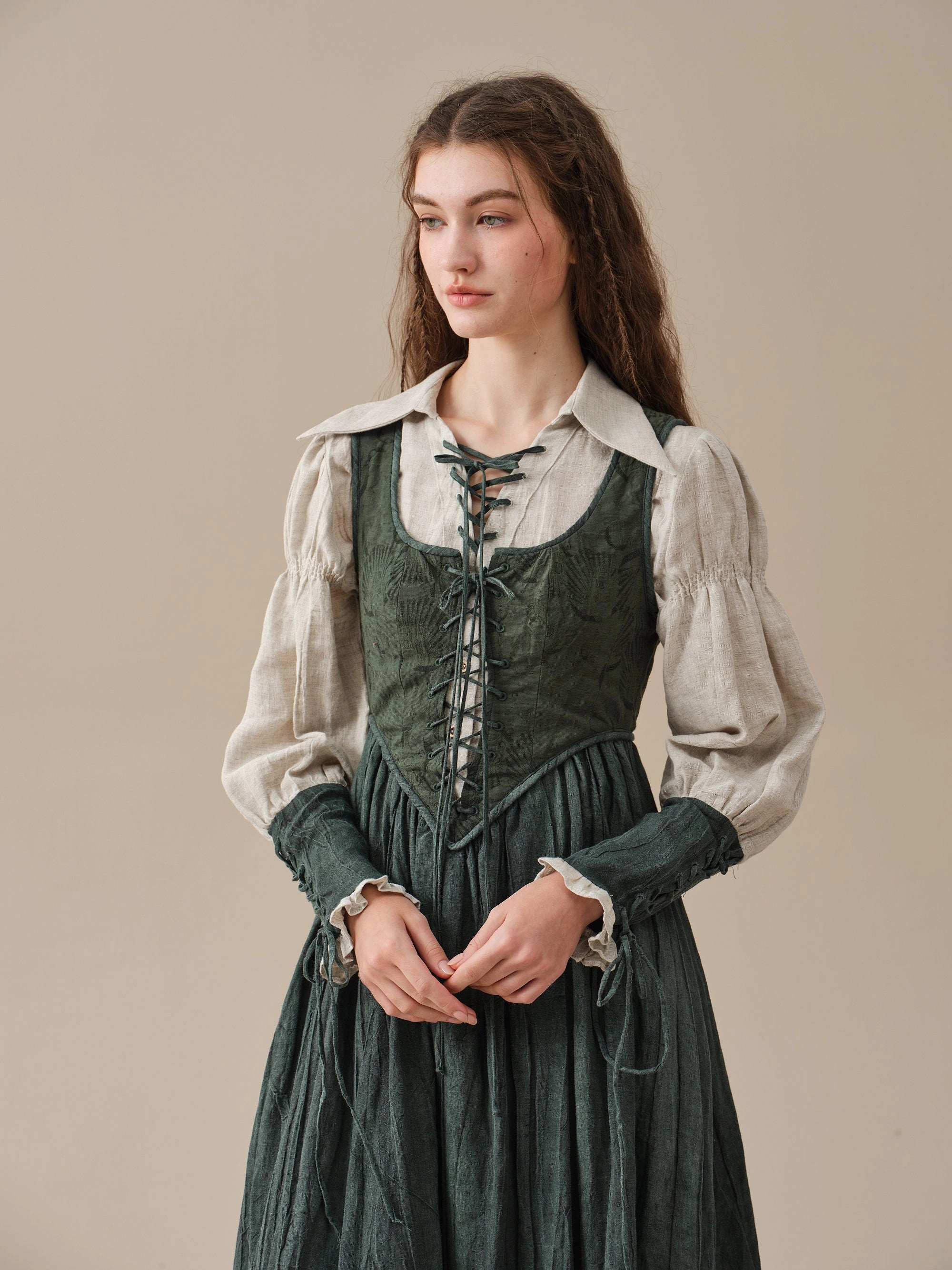 Softshell Material Comfortable lining SARAH 17 | LACE-UP LINEN SHIRT