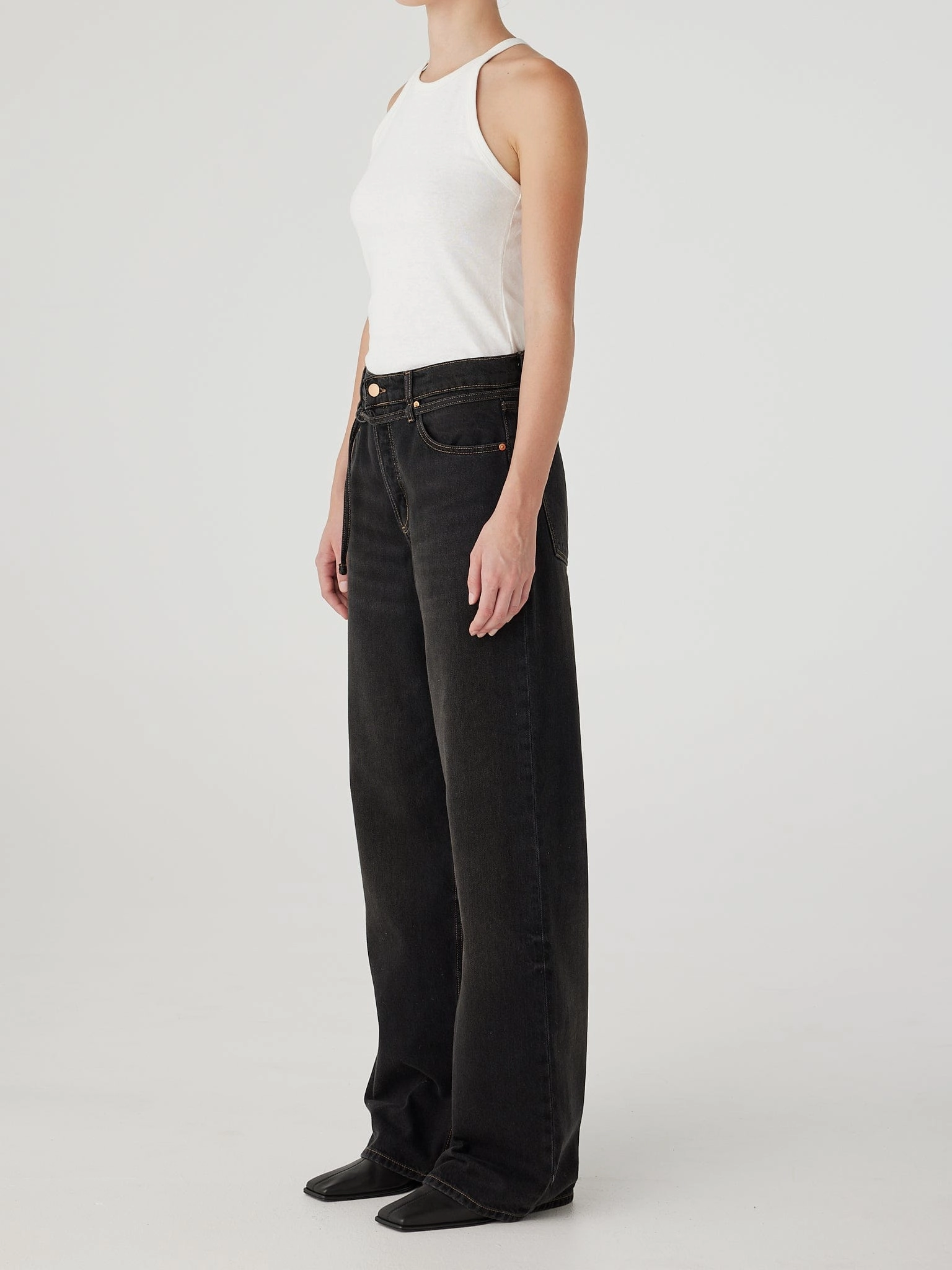 Sasha Jean Black Worn Stretch Holiday Vibes Streetwear Fan