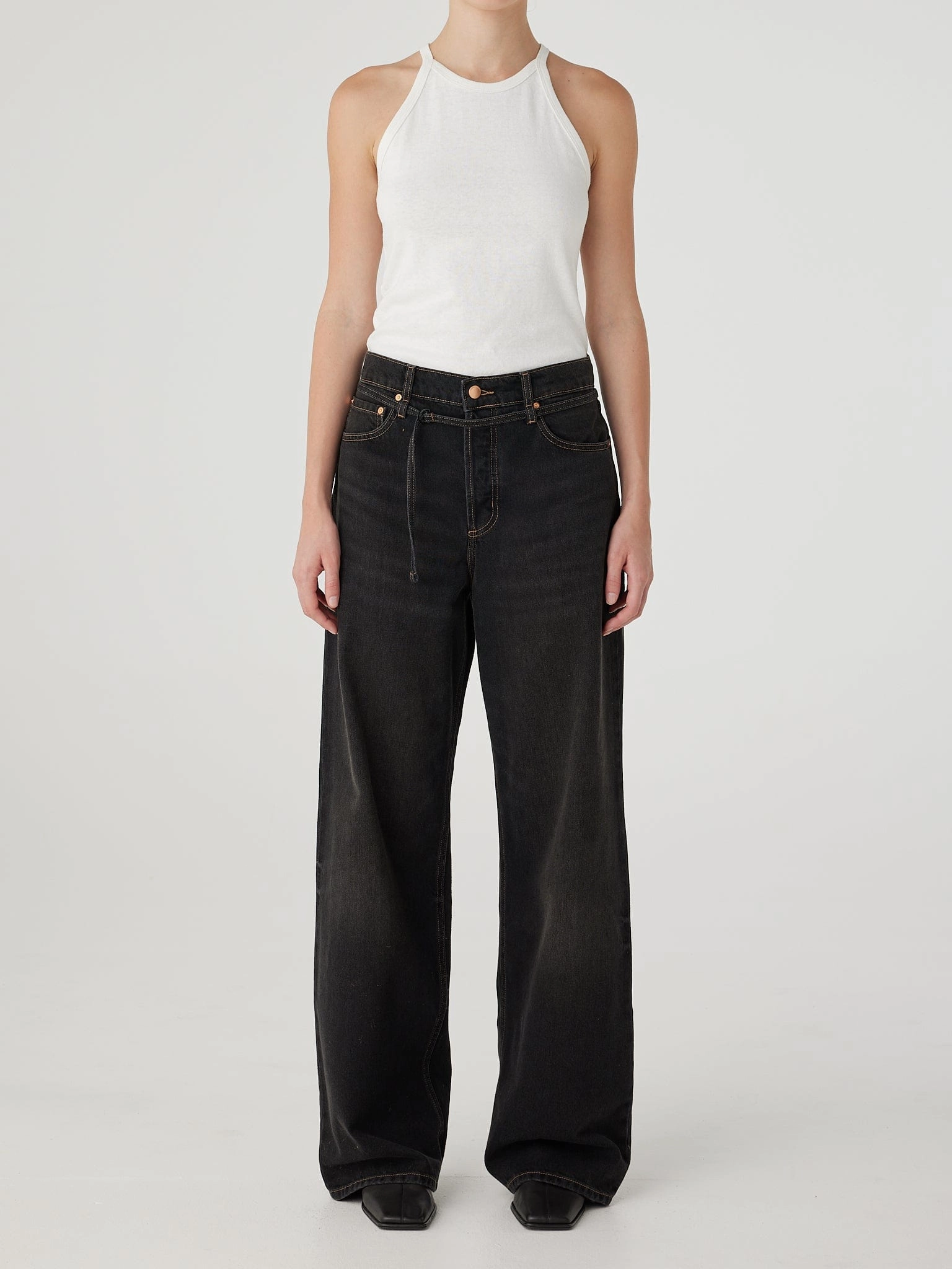 Sasha Jean Black Worn Home Comfort Party Look Modern Minimalist
