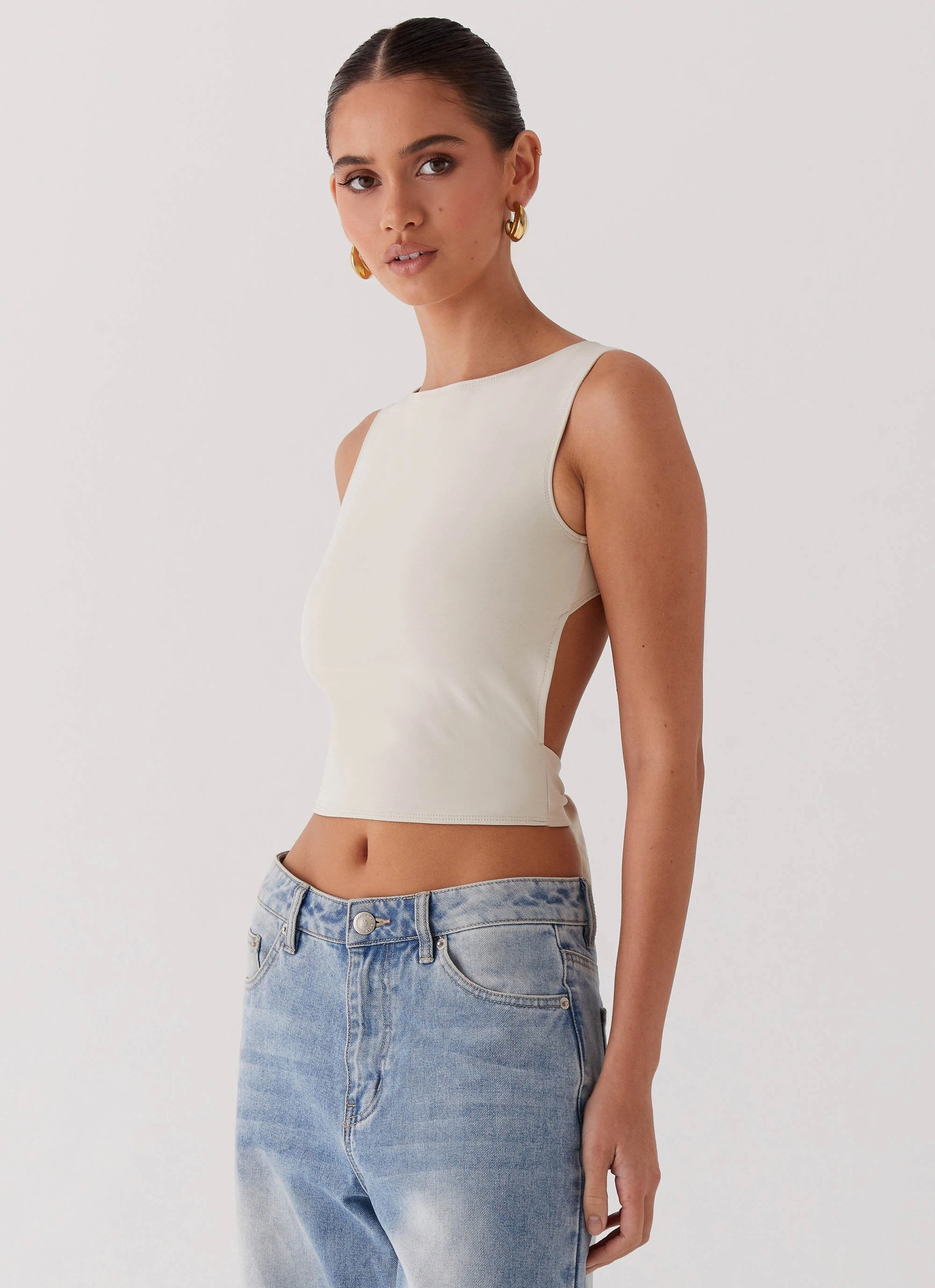 Airy Mesh Lining simple design Saskie Crop Top - Ivory