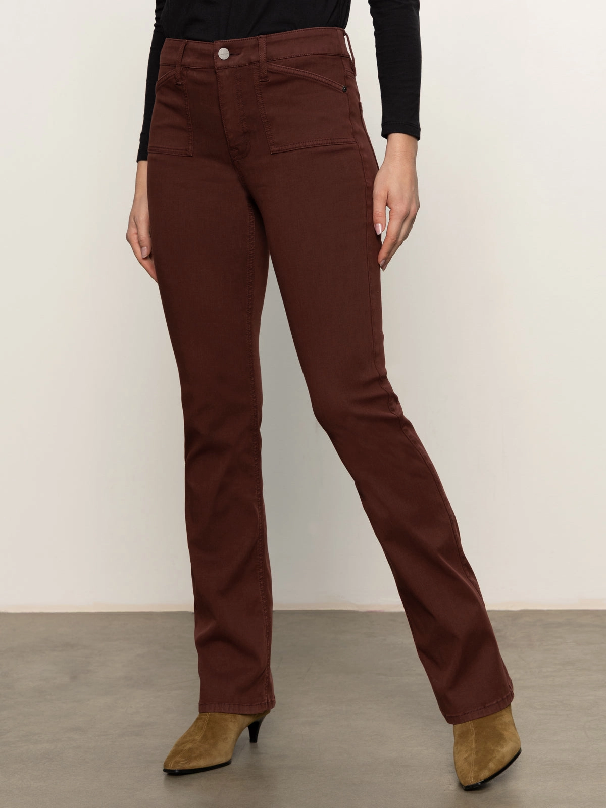 Basic Look Sculpted Brook Bootcut Pant Chicory