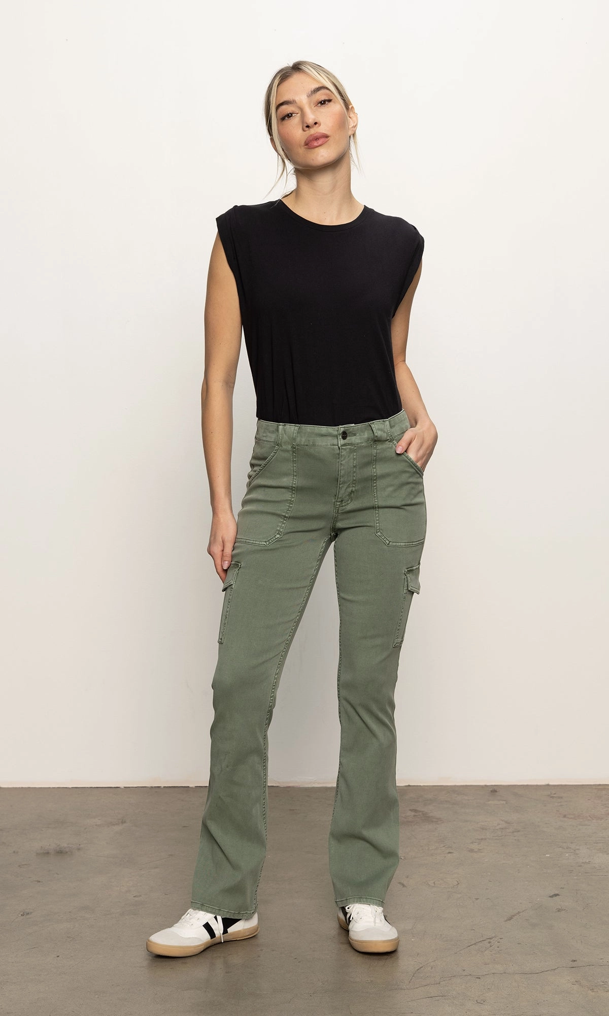 Packable design Sporty Comfort Wear Sculpted Hayden Bootcut Pant Dark Spruce