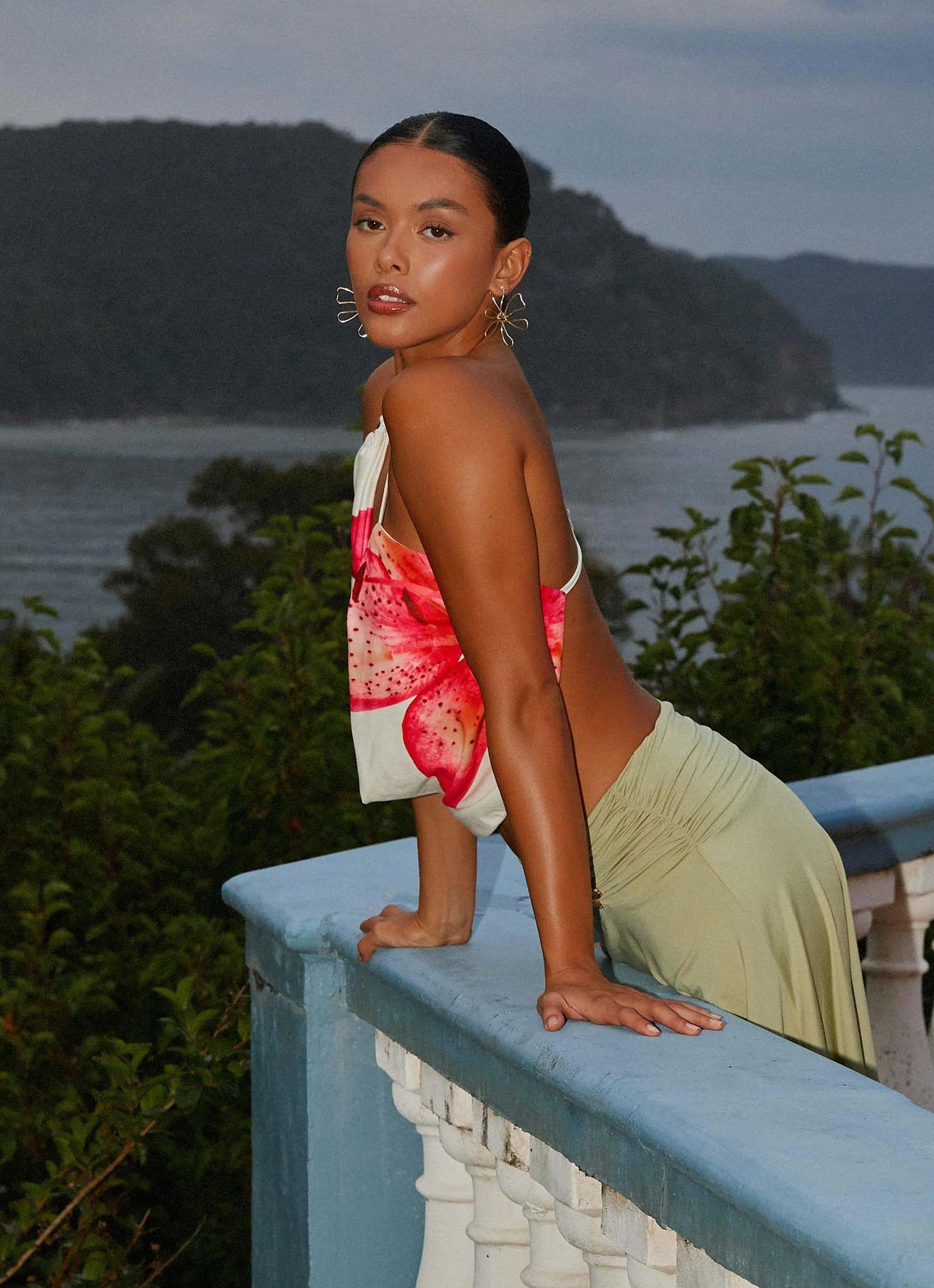 SnagFreeKnit Easy Wear Lucky Days Top - Yellow Floral