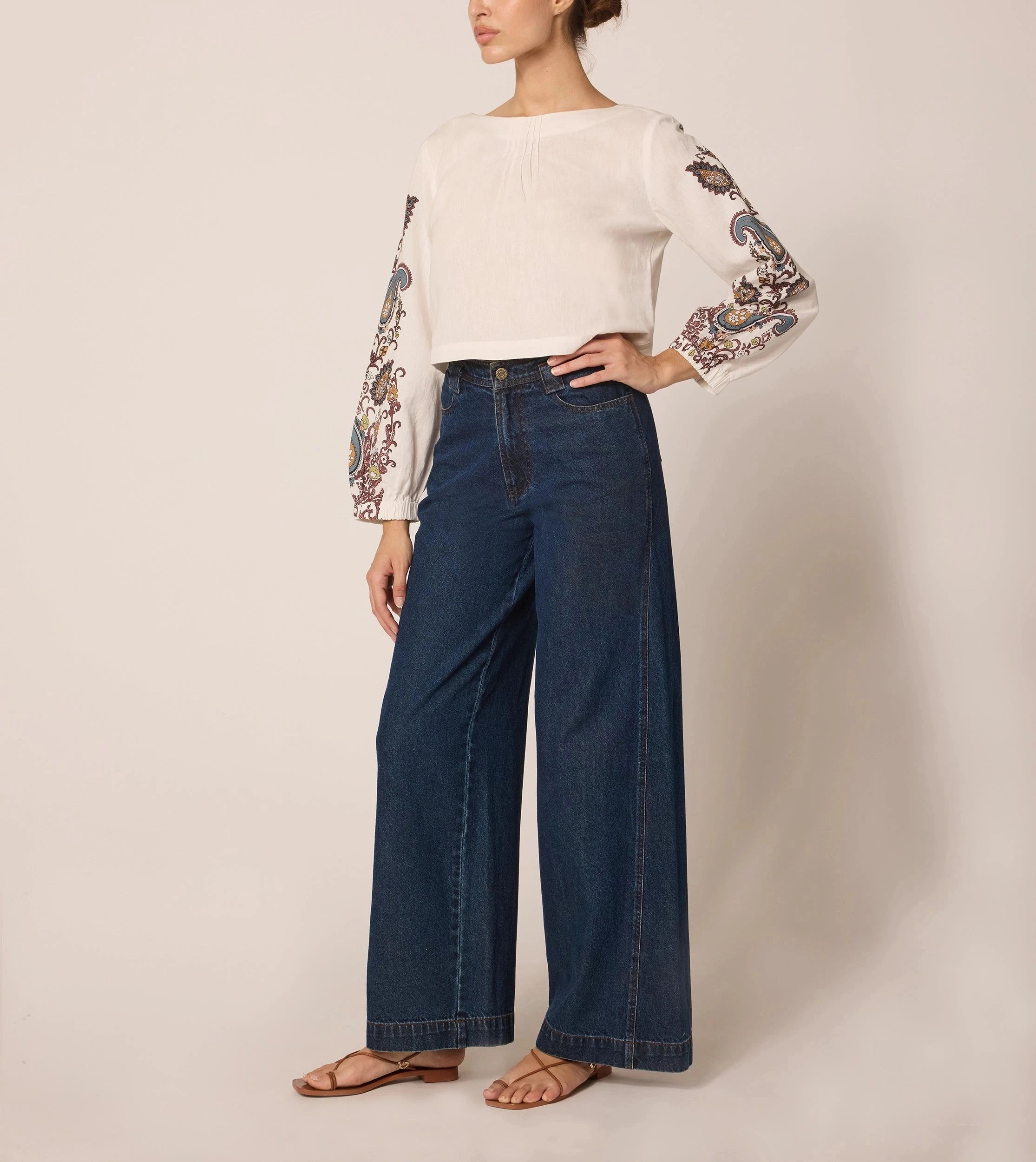 FourWayStretch Relaxed Hoodie Georgia Blouse | Veneto Paisley