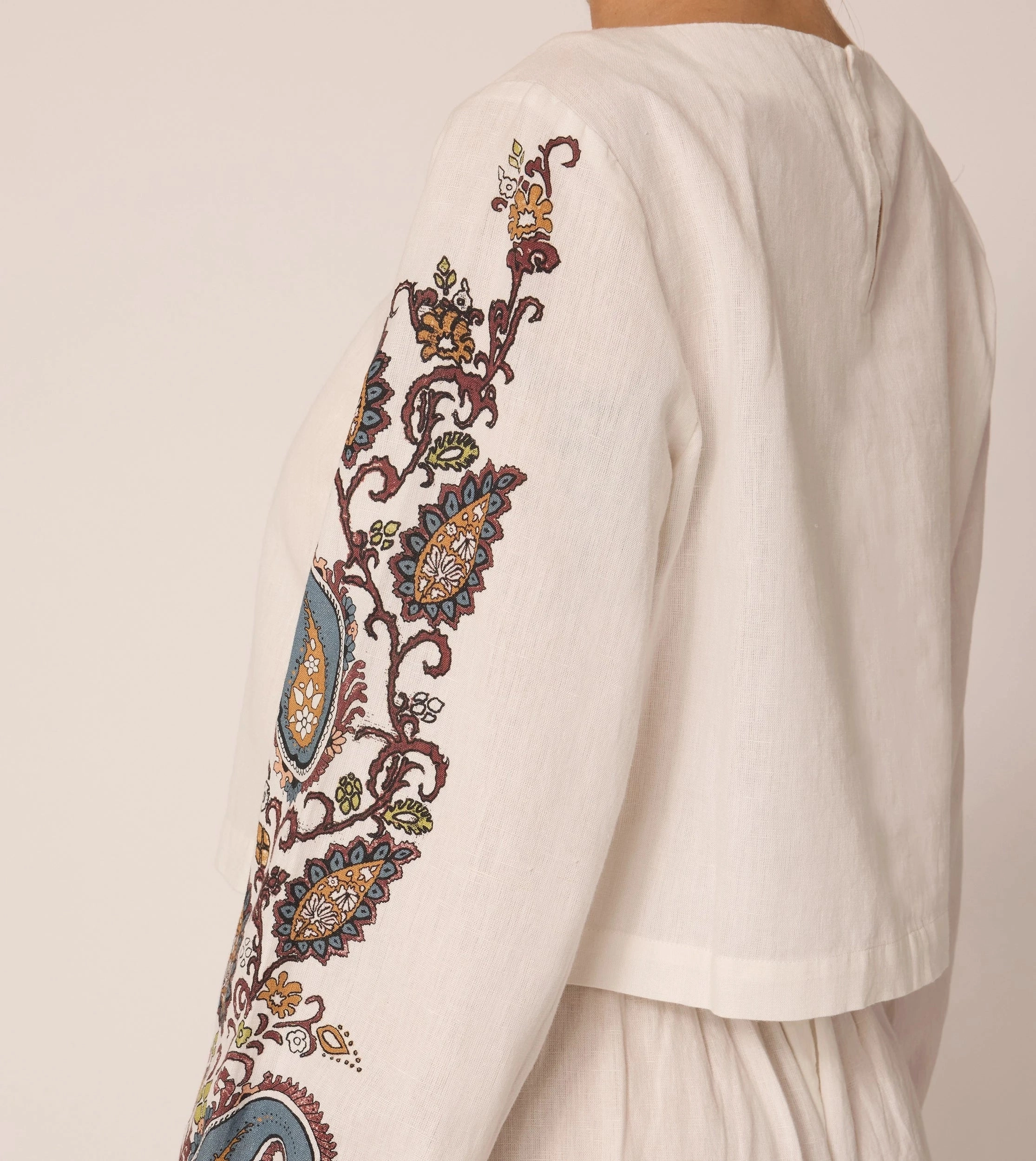 Odor Resistant Coating Odor Control Technology Georgia Blouse | Veneto Paisley