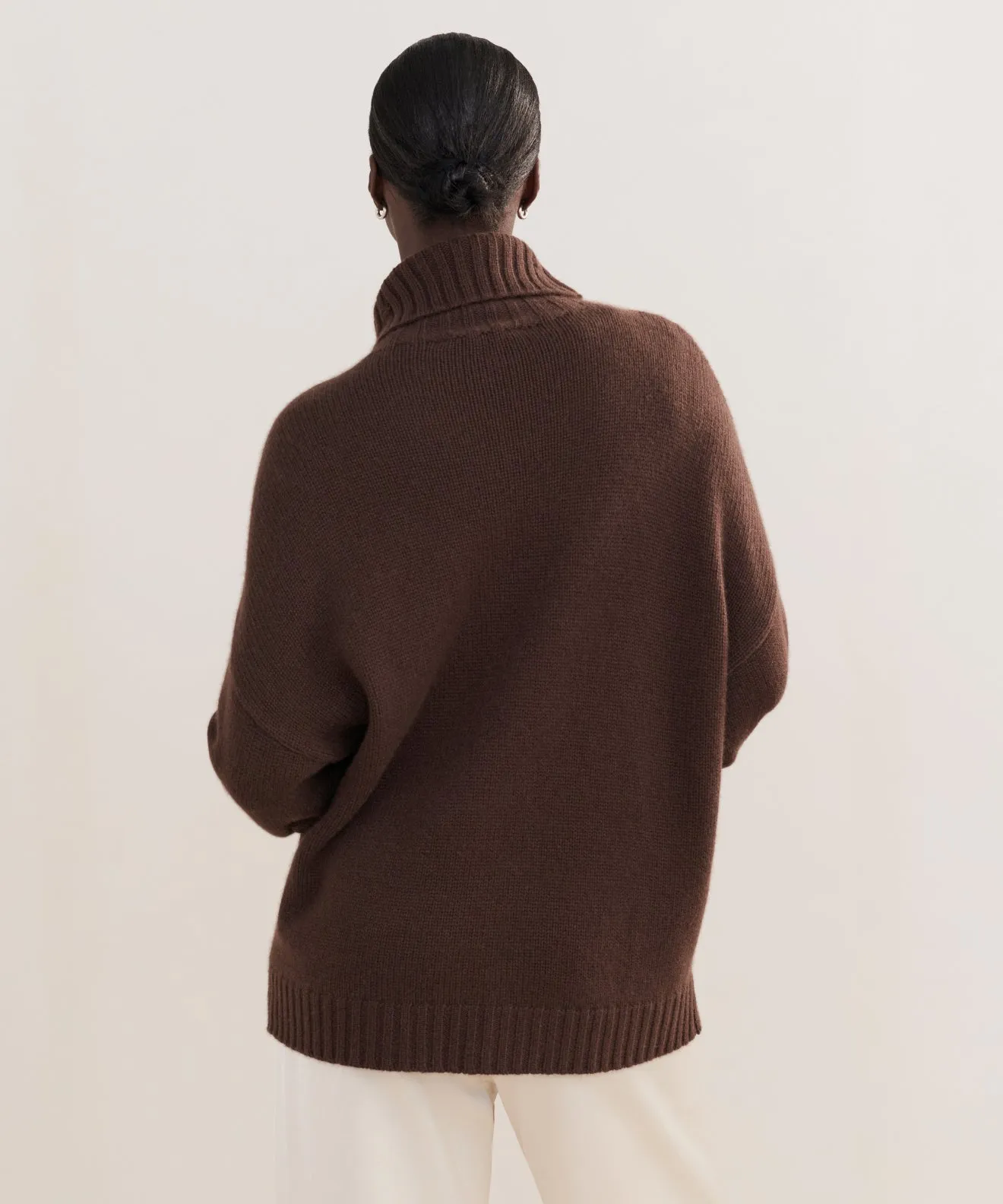 Comfortable Collar Ribbed Trim Cashmere Porter Turtleneck