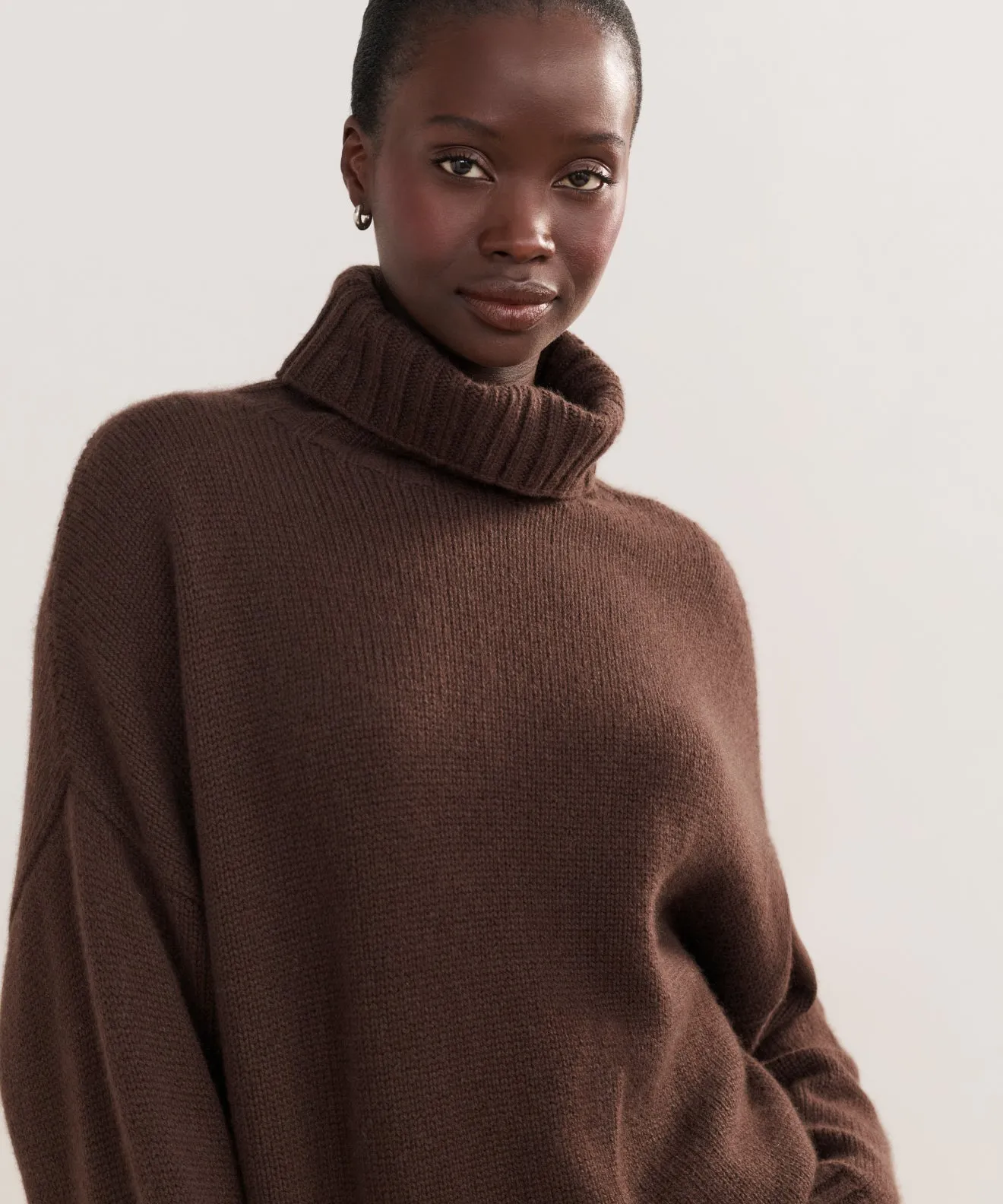 Cashmere Porter Turtleneck UV protection layer