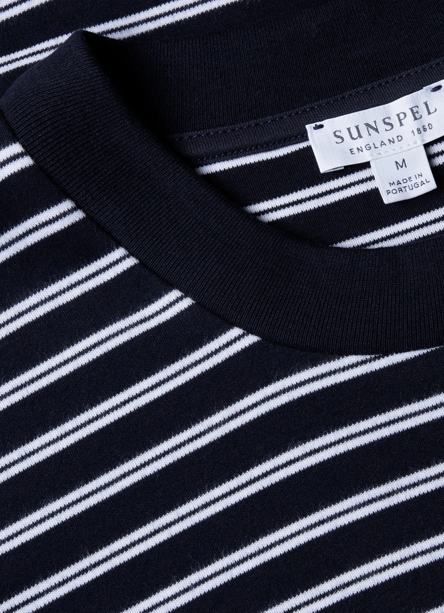 Soft and durable Men's Relaxed Fit Heavyweight T-shirt in Navy/White