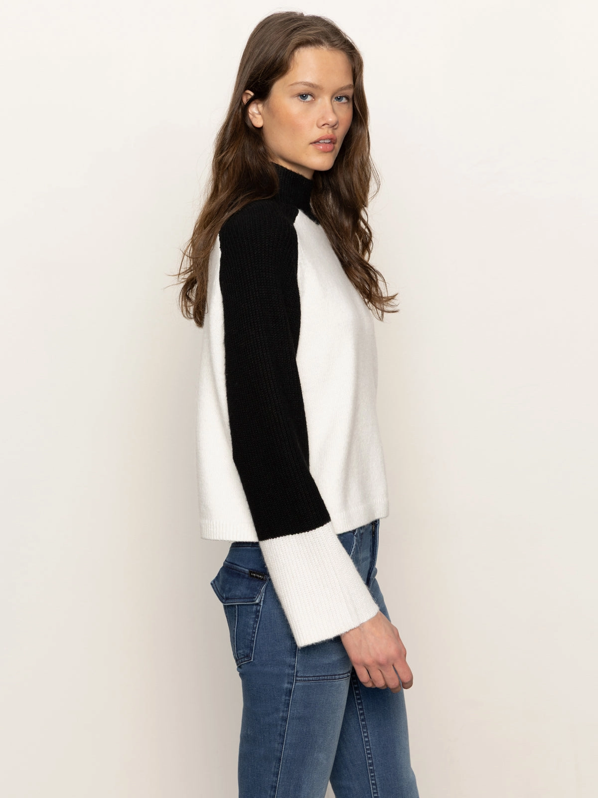 Layering Piece Downtown Mock Neck Sweater Black/ Chalk