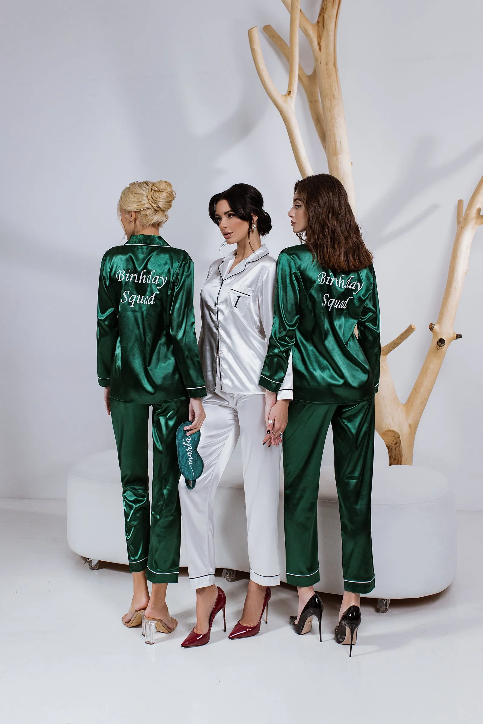 Set of 8 Bridesmaids Pajamas, Custom Wedding Satin Pajamas  - Long   Long