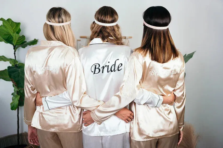 Set of 8 Bridesmaids Pajamas, Custom Wedding Satin Pajamas  - Long   Long