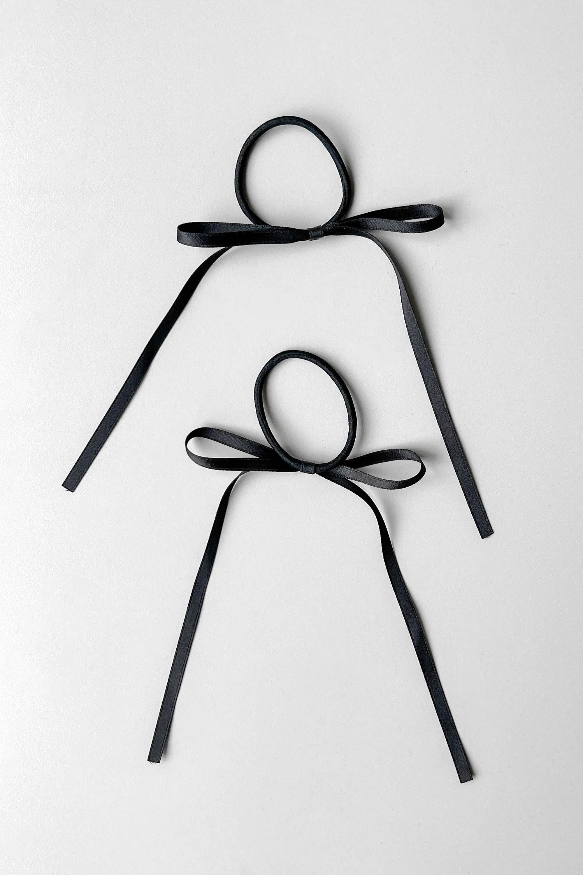 SET OF TWO LONG BOW HAIR TIES