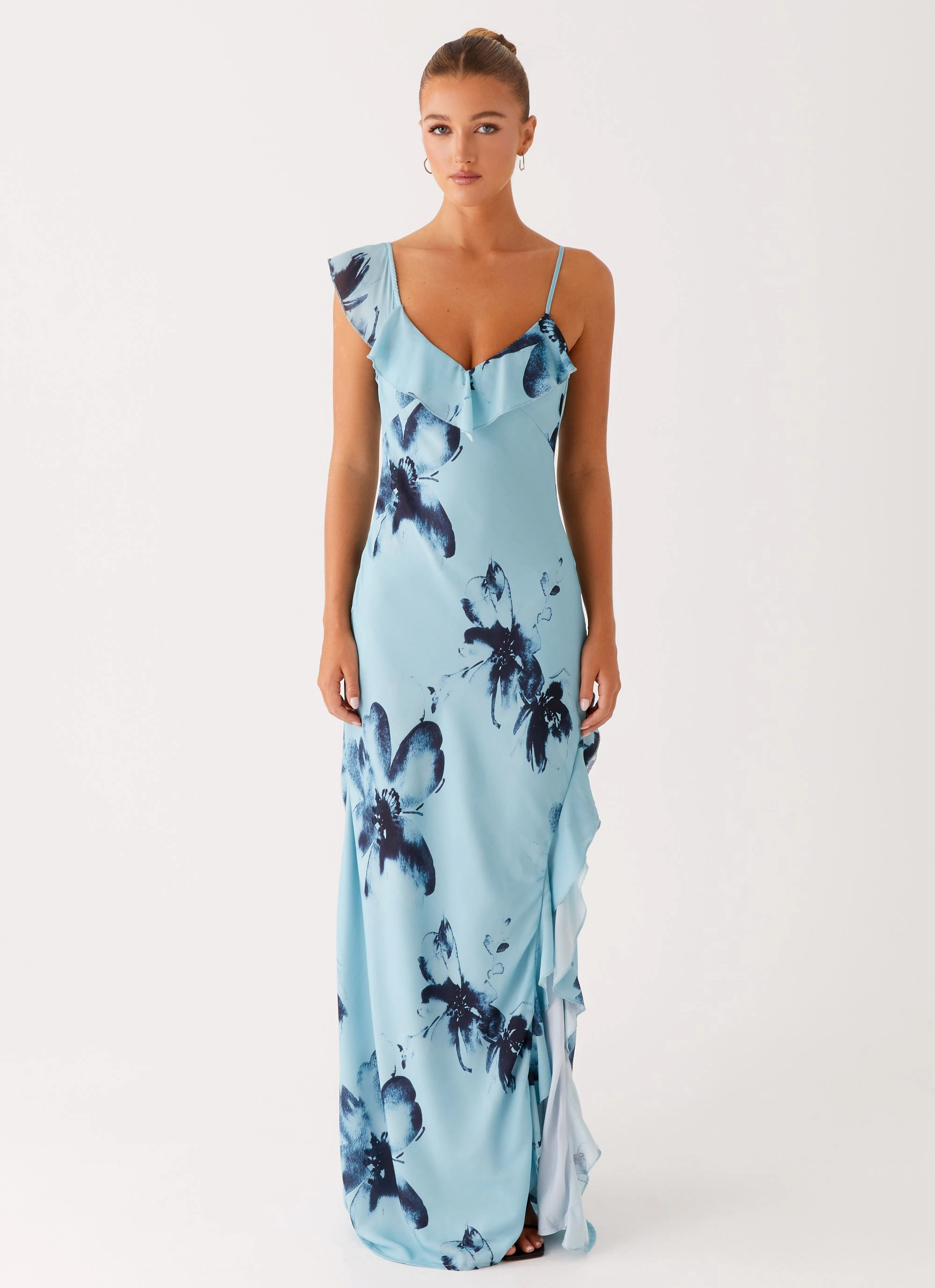 Goldsmith Maxi Dress - Blue Black Floral Kind Glow Trend Movement