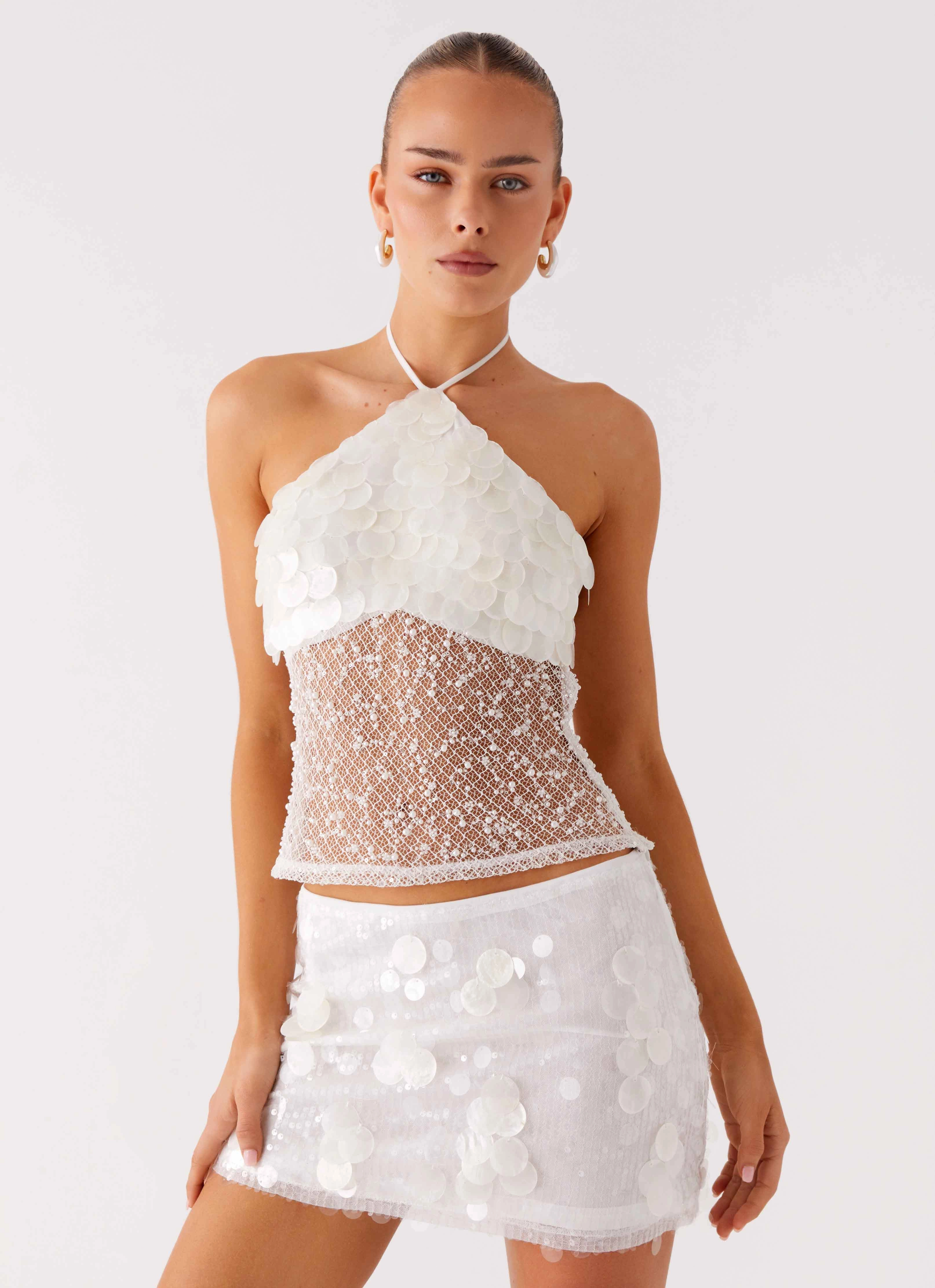 HighStretchElastic Shelly Halter Top - White