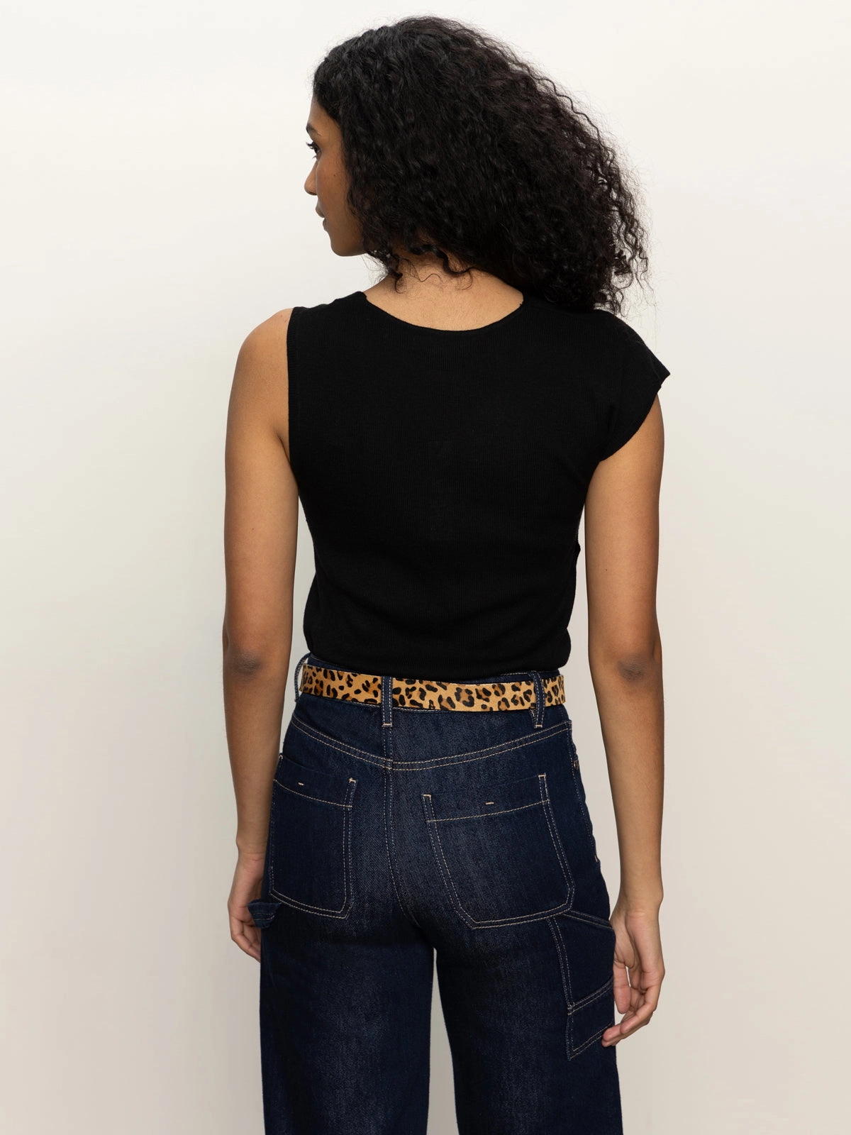 Neutral Look Shoulder Twist Top Black