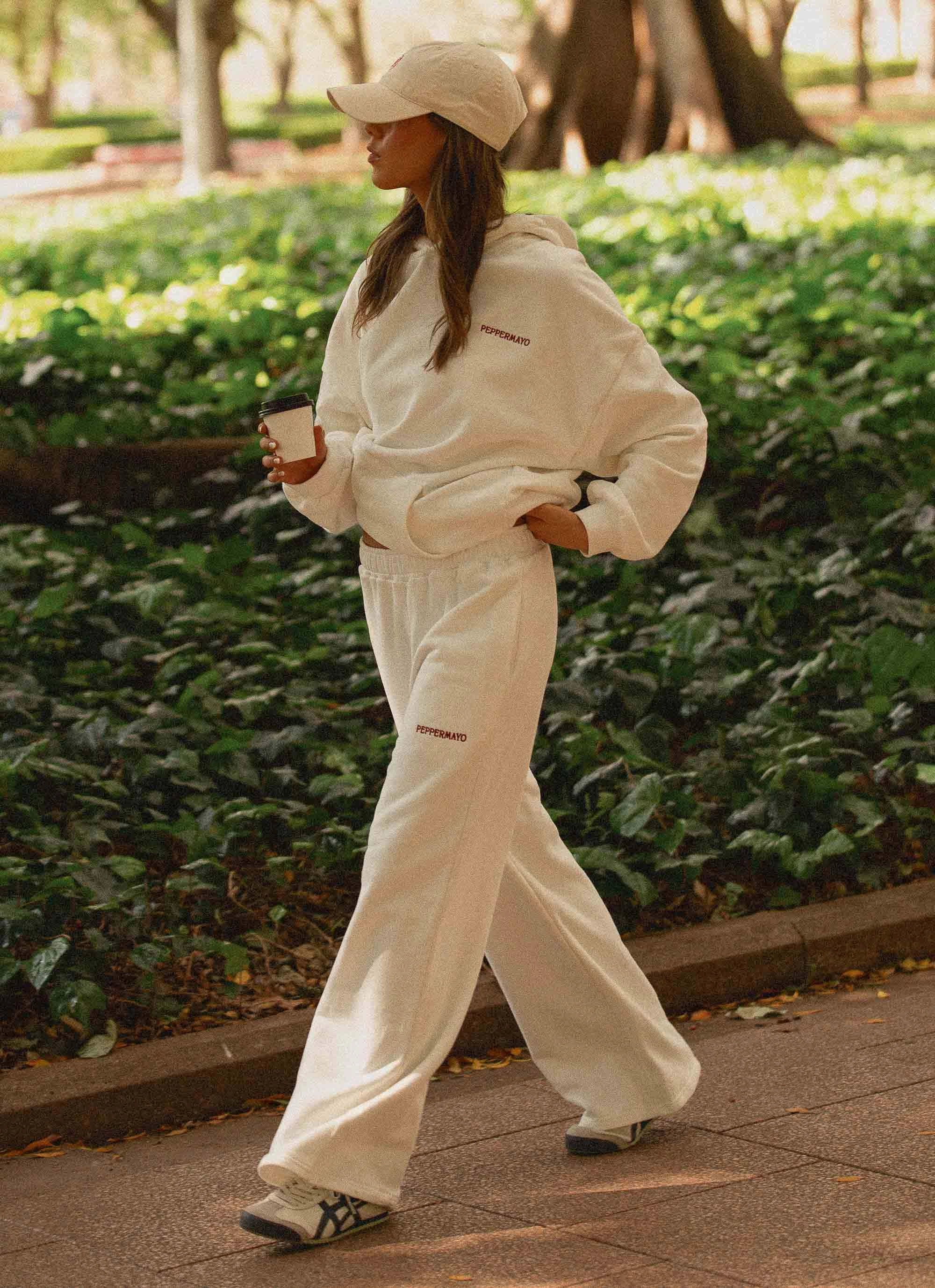 Sport Comfort Fit Signature Sweatpants - Ivory