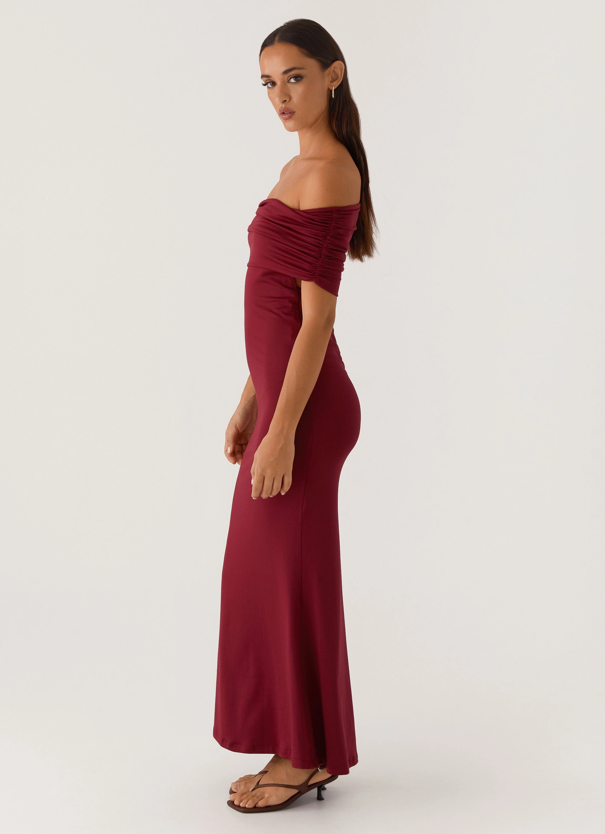 Dreamy Layers Maude Maxi Dress - Maroon